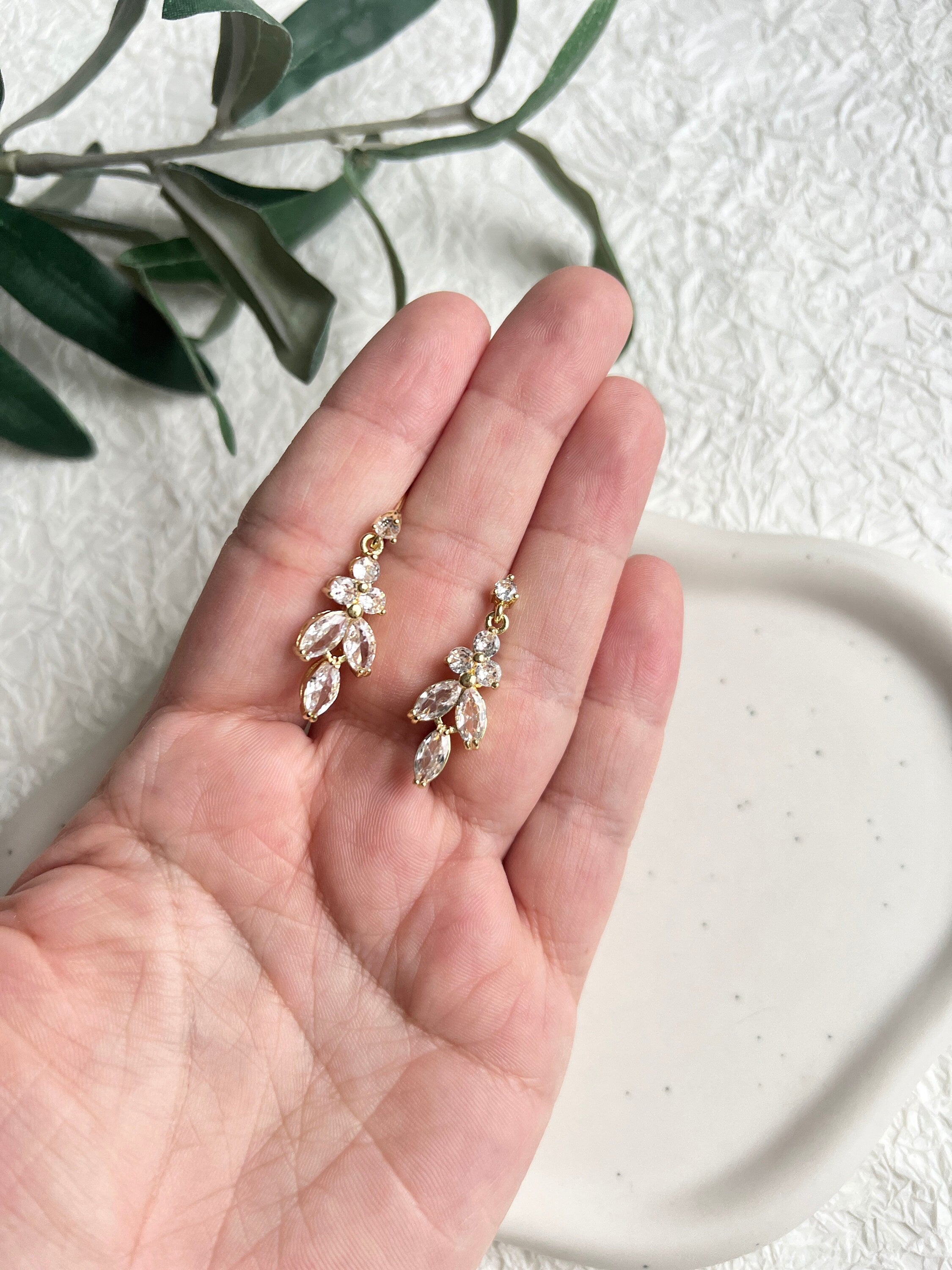 Brautohrringe, Silber, Gold oder Roségold, Cubic Zirconia Steine, elegante Ohrringe, feiner Brautschmuck, Geschenk fuer Sie, Weihnachtsgeschenk, Schmuck Hochzeit, Damenschmuck, Damenohrringe