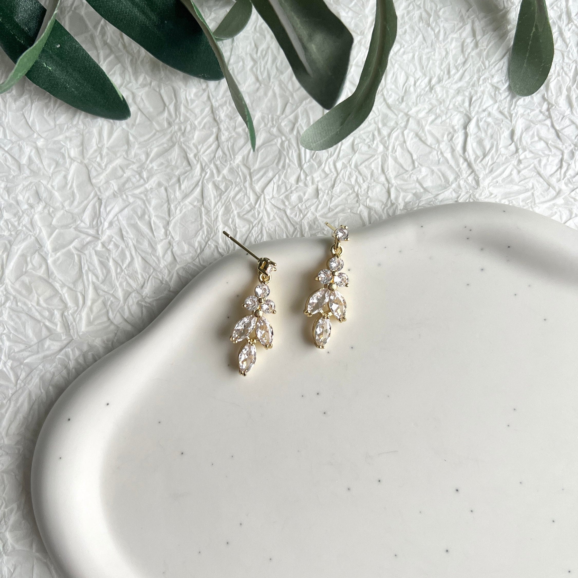 Brautohrringe, Silber, Gold oder Roségold, Cubic Zirconia Steine, elegante Ohrringe, feiner Brautschmuck, Geschenk fuer Sie, Weihnachtsgeschenk, Schmuck Hochzeit, Damenschmuck, Damenohrringe