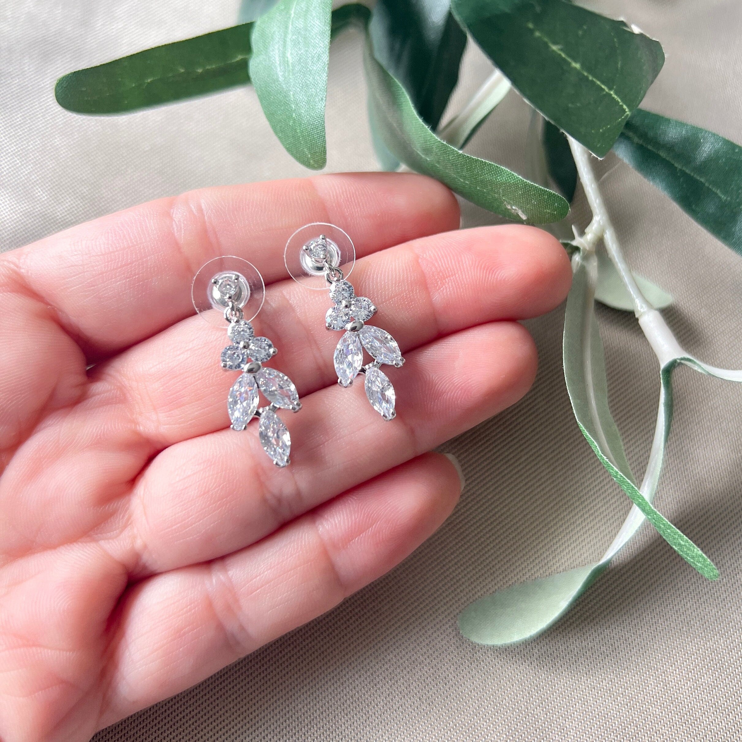 Brautohrringe, Silber, Gold oder Roségold, Cubic Zirconia Steine, elegante Ohrringe, feiner Brautschmuck, Geschenk fuer Sie, Weihnachtsgeschenk, Schmuck Hochzeit, Damenschmuck, Damenohrringe