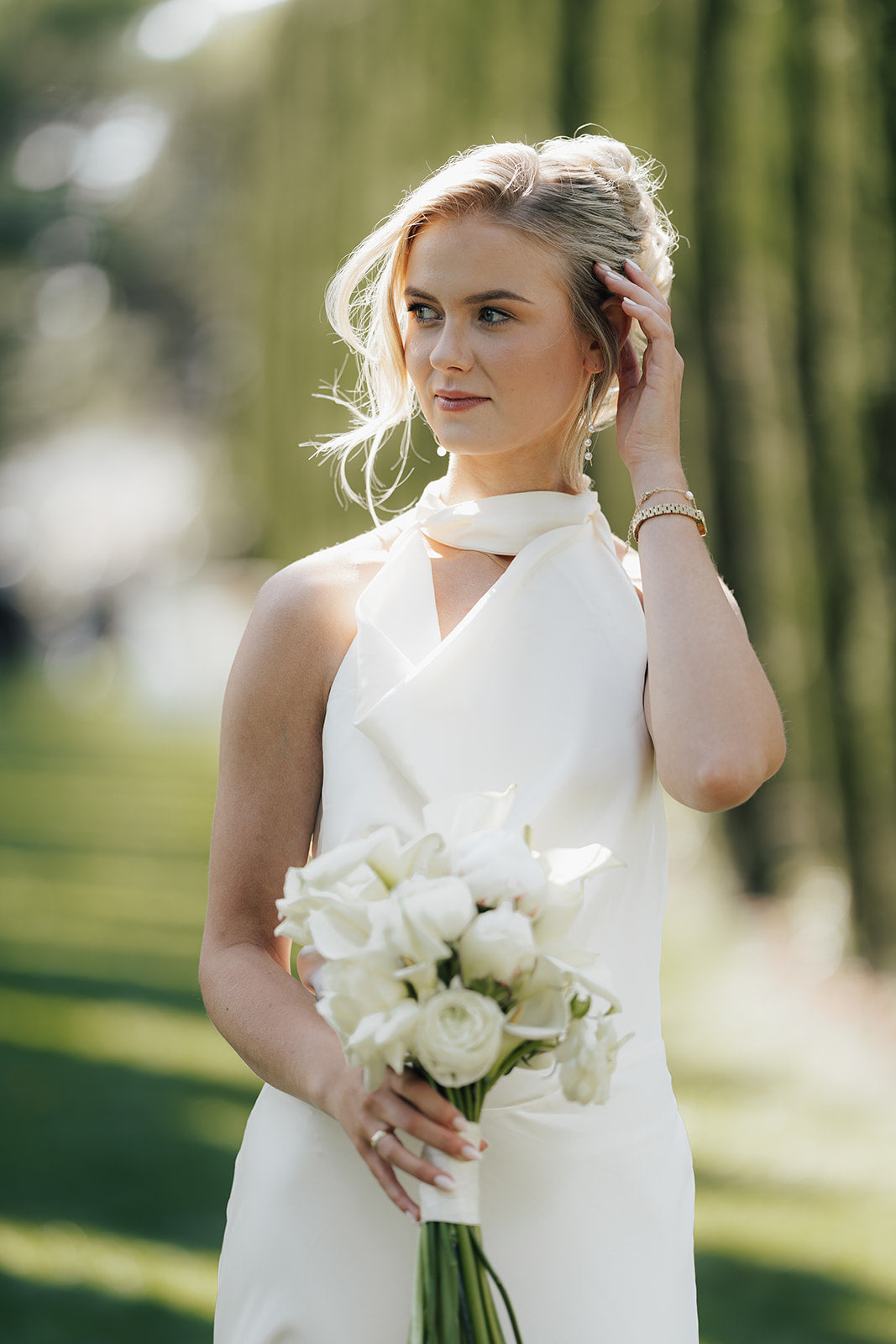 Perlenarmband, weiße Perlen und Goldene Details, Armband, Brautschmuck, Schmuck Hochzeit, Brautarmband, Perlenschmuck, Verstellbare Laenge