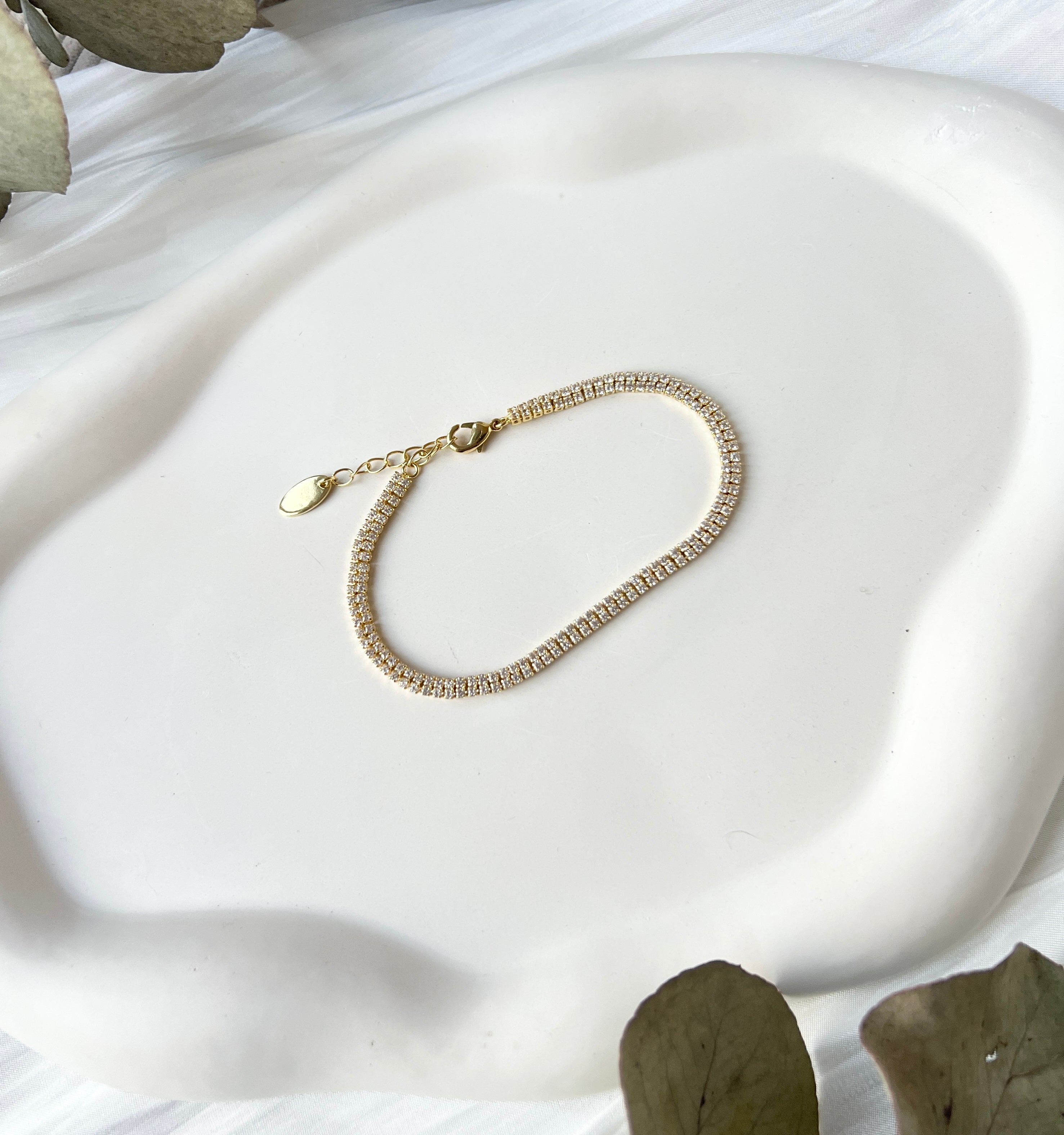 Bracelet, gold, fine rhinestones, tennis bracelet, golden bridal jewelry, shiny bridal bracelet, elegant jewelry for weddings, civil wedding tennis bracelet, gift for her, Christmas gift for women, jewelry flower