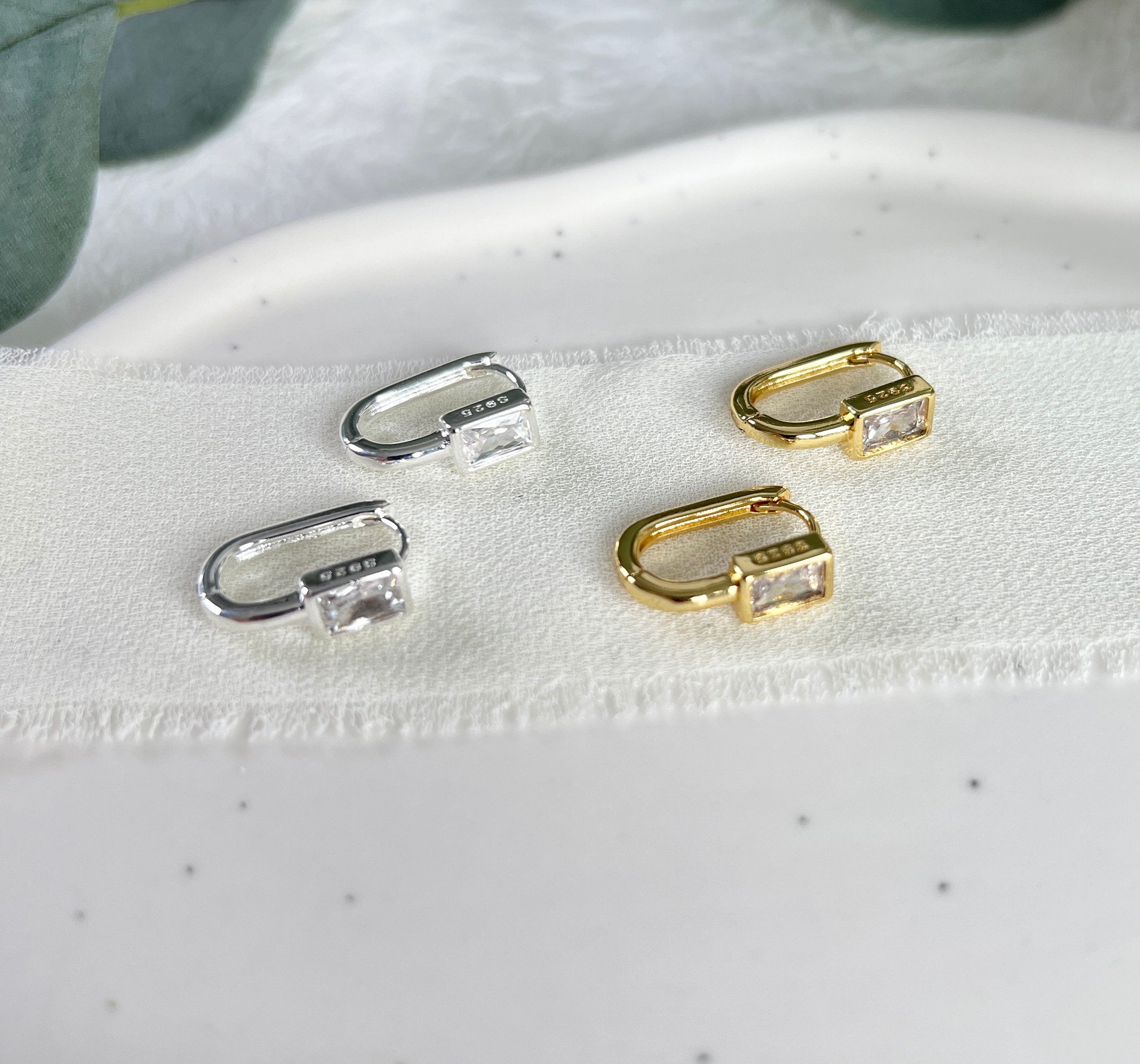 Creolen mit Zirkon-Pavé, gold und silber, minimalistische Ohrringe, Hoops, Hoop Ohrringe, - Gold-Ohrringe-Schmuckblüte