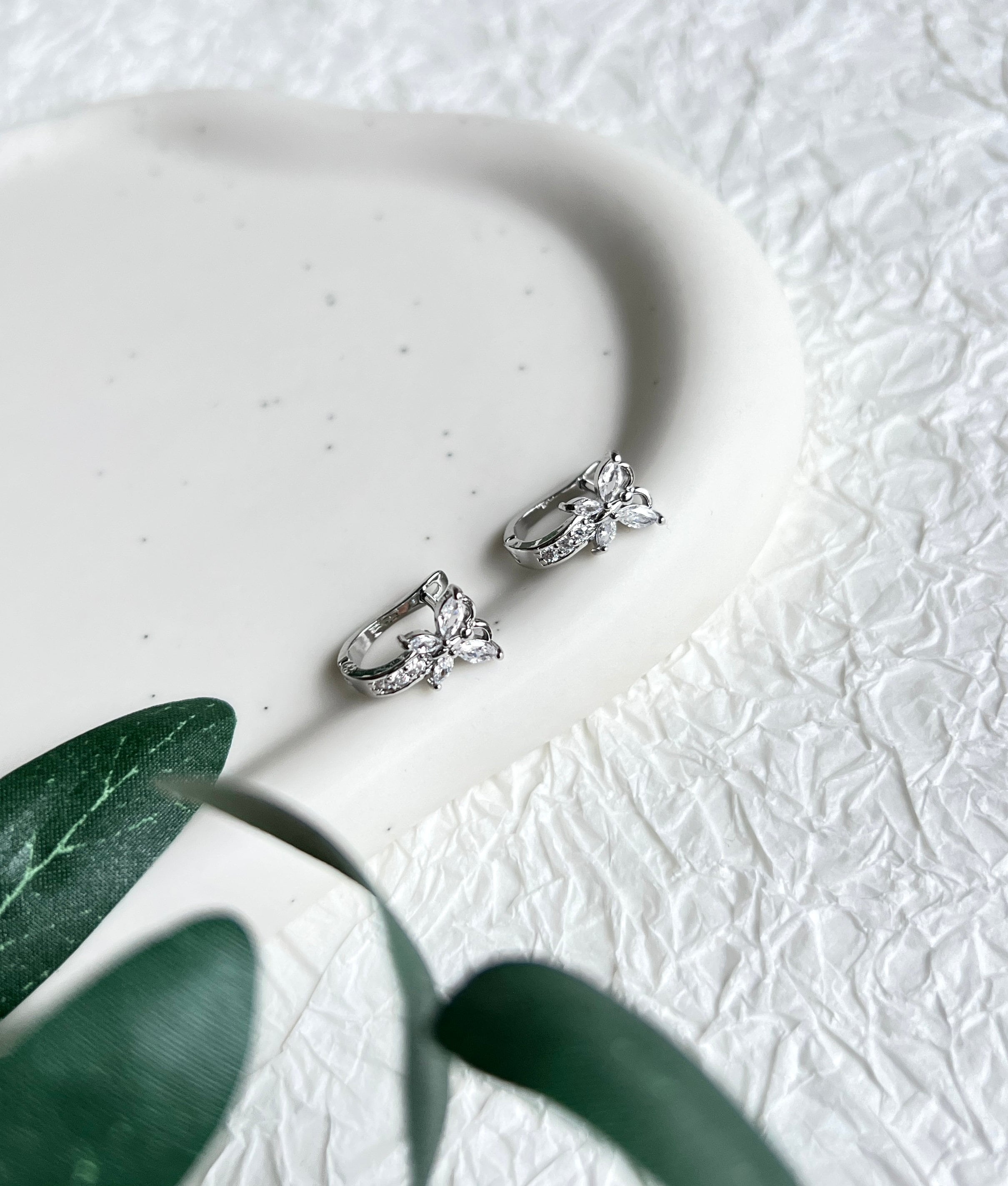 Creolen oval mit Cubic Zirconia Steinen, Schmetterling - gold, silber, Roségold - - Silber-Ohrringe-Schmuckblüte