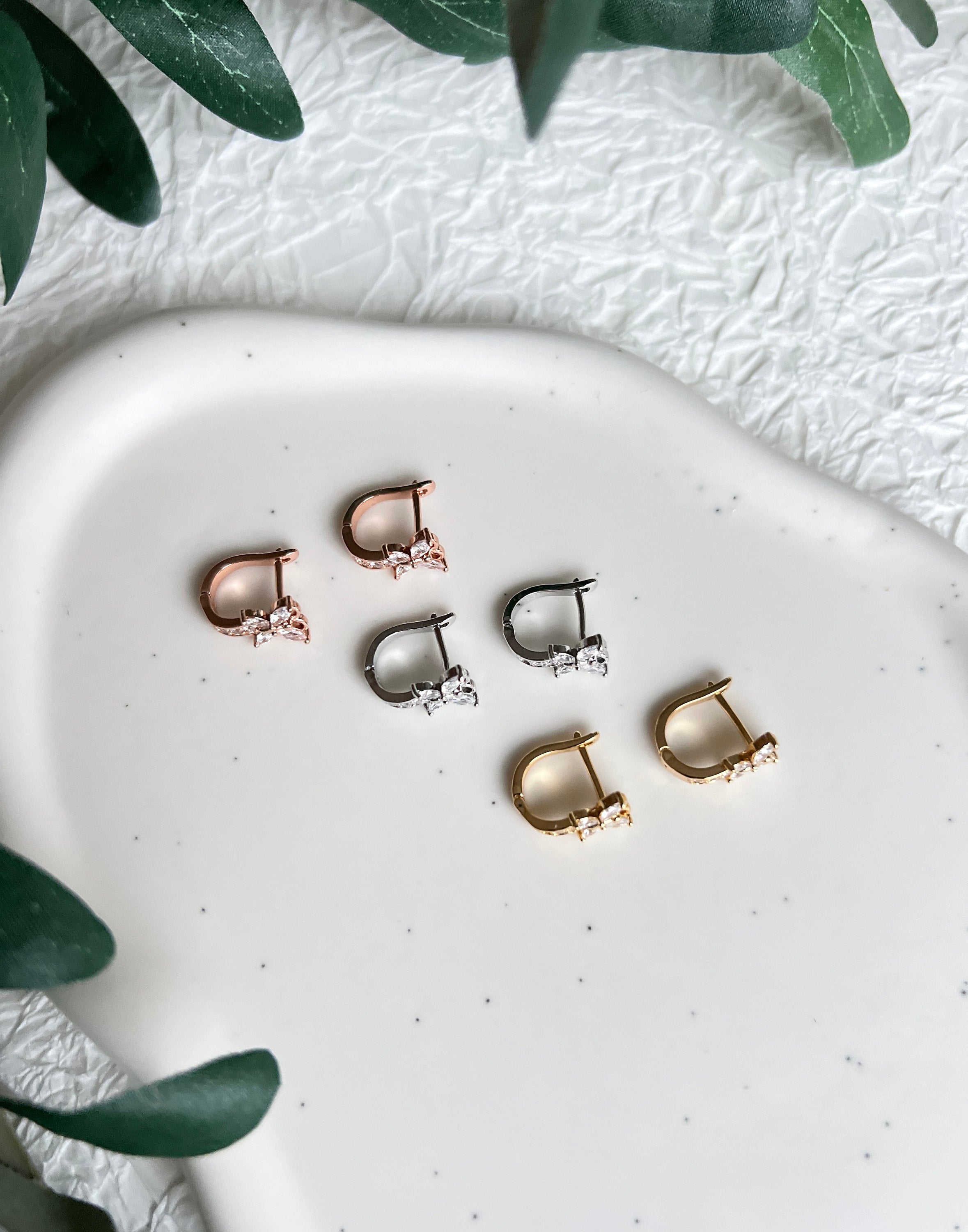 Creolen oval mit Cubic Zirconia Steinen, Schmetterling - gold, silber, Roségold - - Silber-Ohrringe-Schmuckblüte