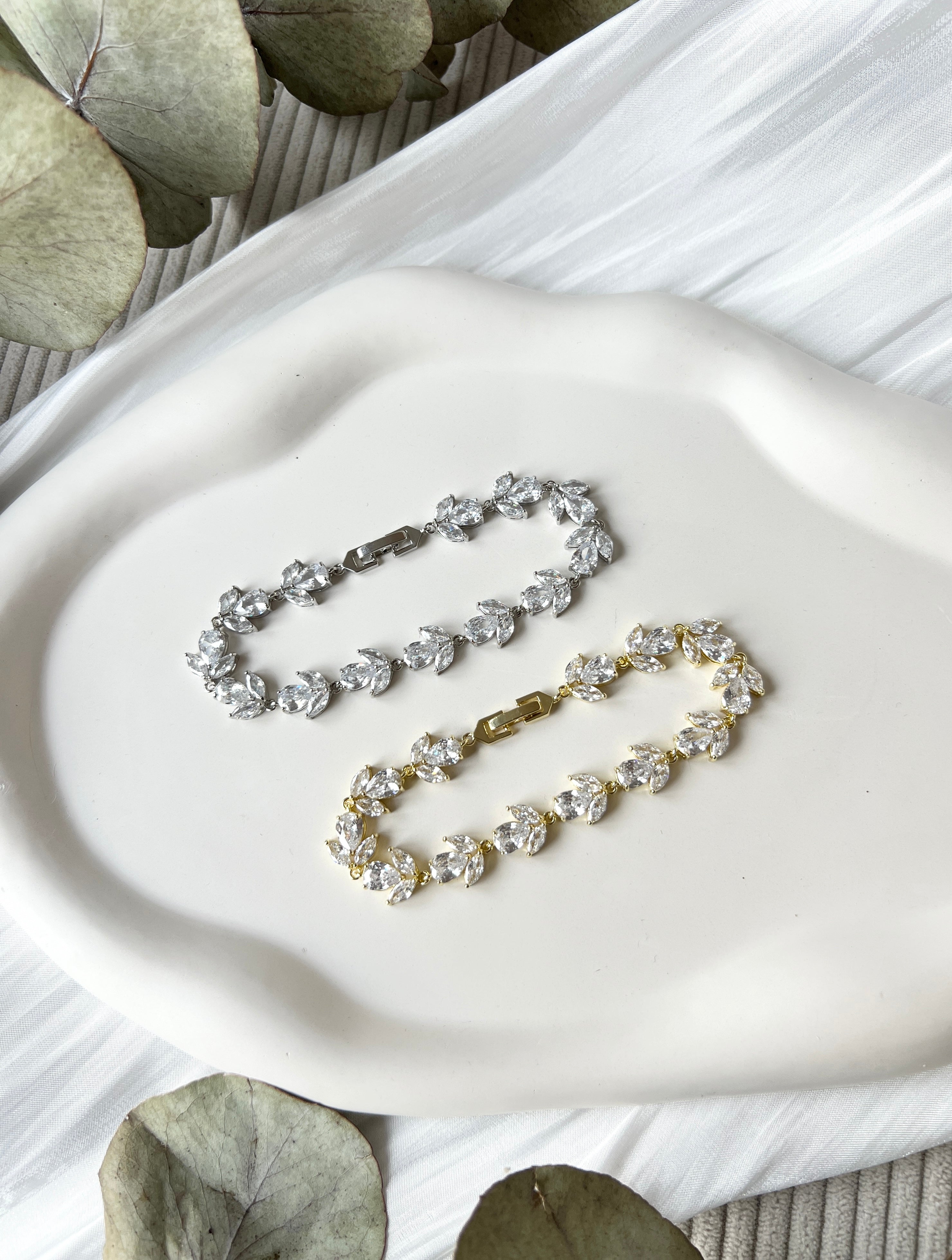 Elegantes Armband, Gold, Silber oder Roségold, hochwertiges Brautarmband, glänzender Brautschmuck, glitzer, Schmuck Hochzeit, Brautjungfer, Geschenk für Sie, Weihnachtsgeschenk, Geburtstagsgeschenk, Schmuckbluete