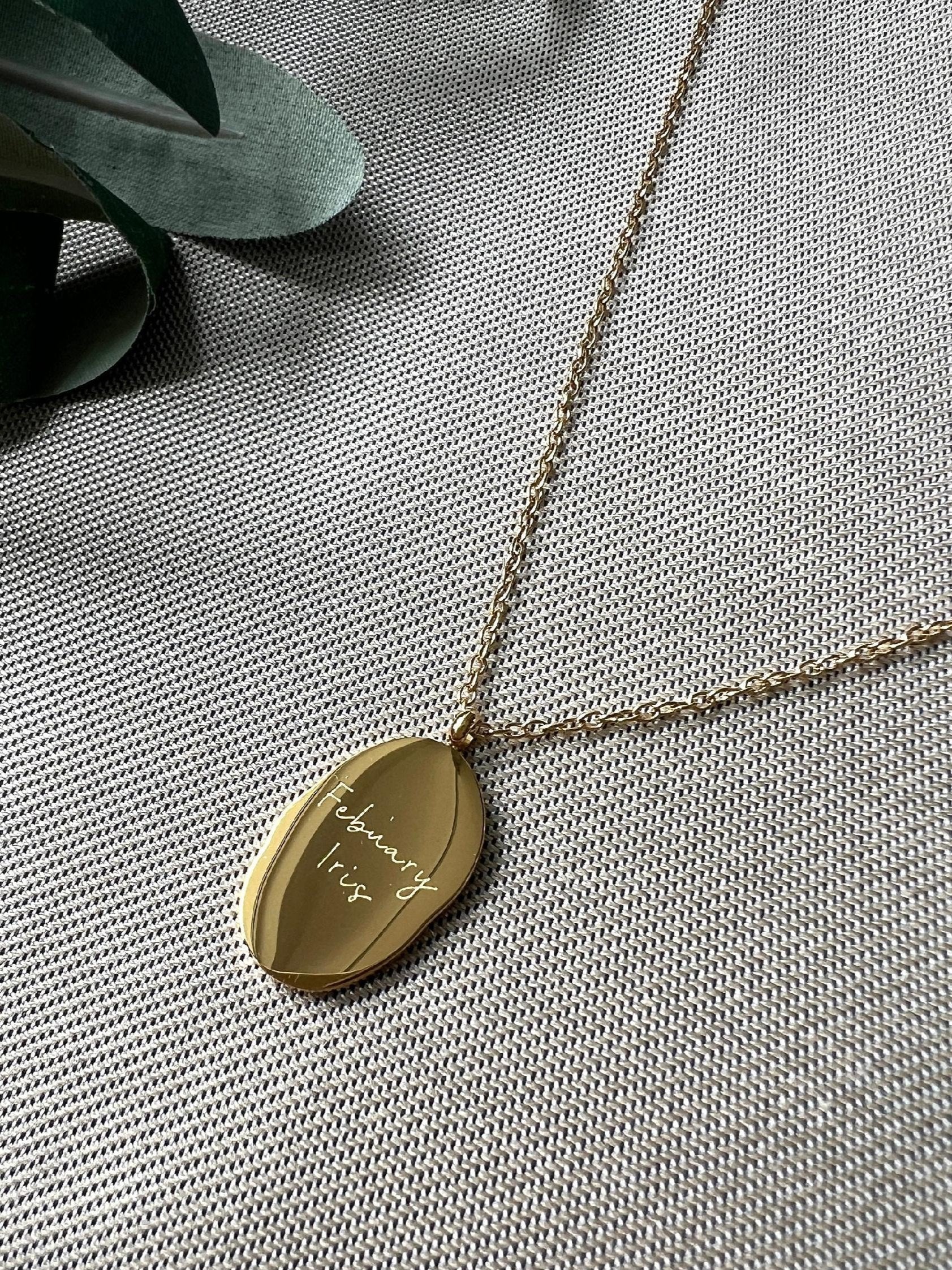 Geburtsblume Halskette, Februar, Geburtsmonat, Iris Blume, 18k Gold, wasserfest, Halskette für Frauen, Geschenk-Halskette-Schmuckblüte