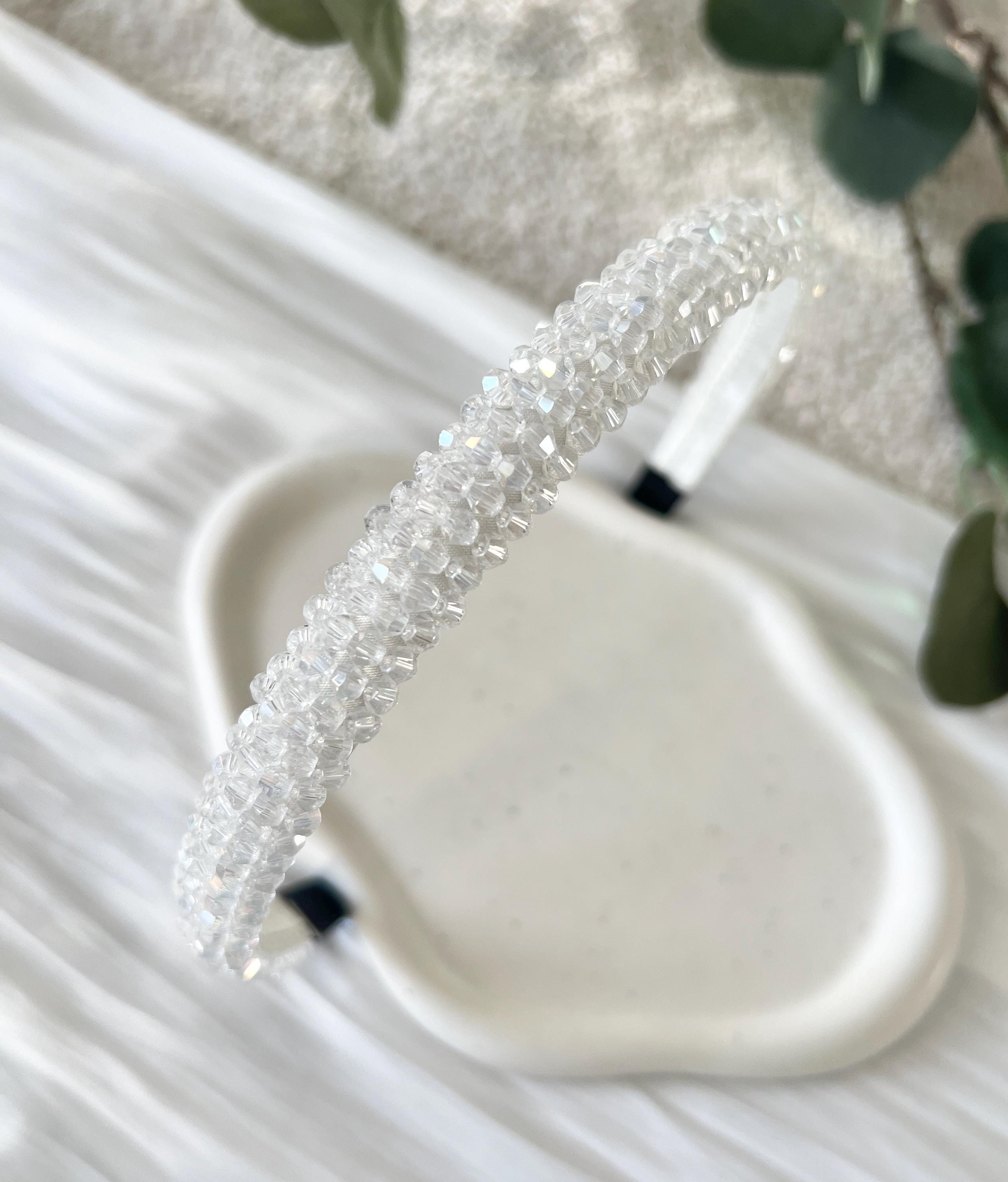 Haarreif, transparent weiße Perlen, Haarreif, Perlenhaarreif, Perlenschmuck, moderner Schmuck Hochzeit, Brautschmuck, Haarschmuck Braut
