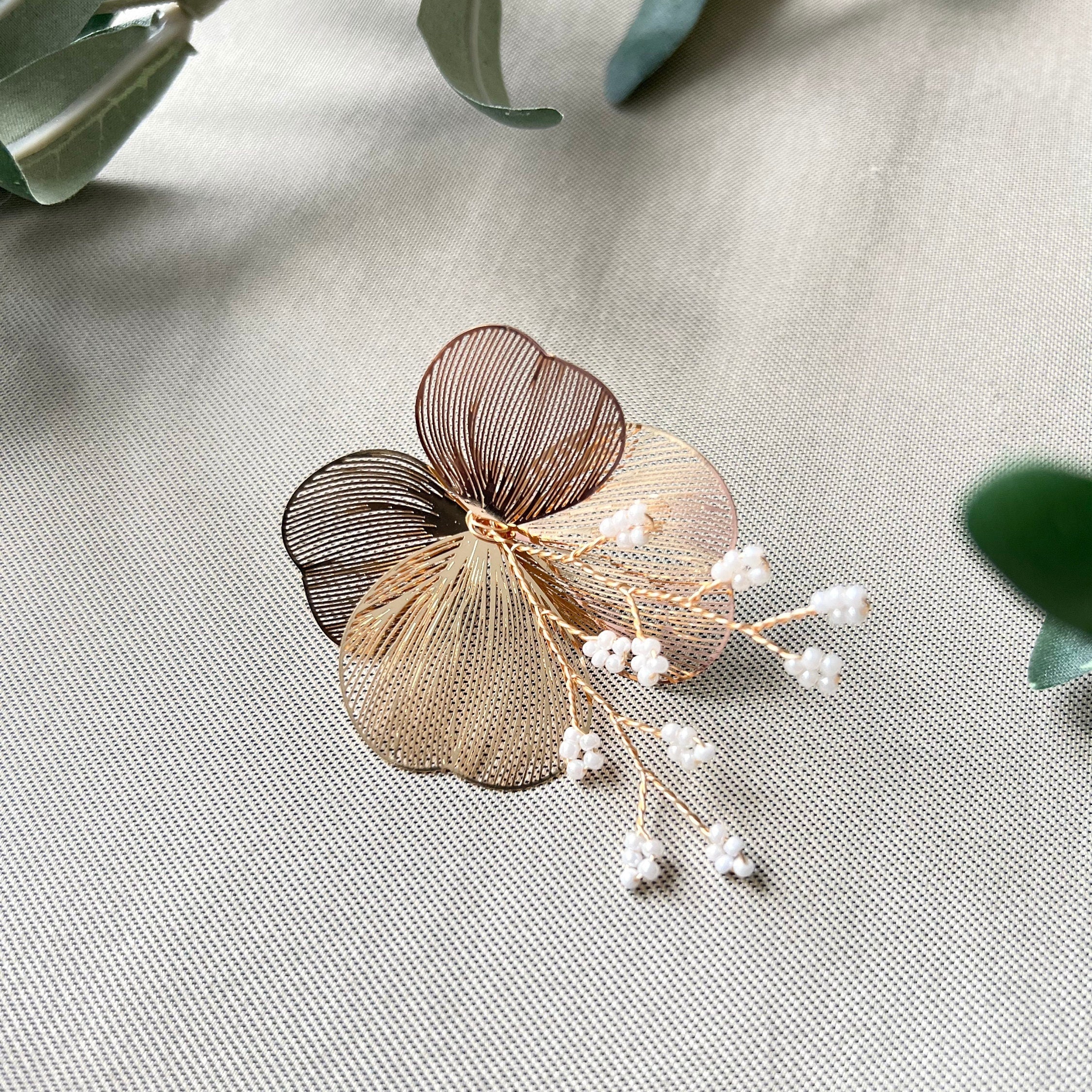 Haarschmuck, Roségold, Perlen, Braut Haarkamm, filigraner Schmuck, Blumen Haarspange, - Set 2 Stück-Brauthaarschmuck-Schmuckblüte