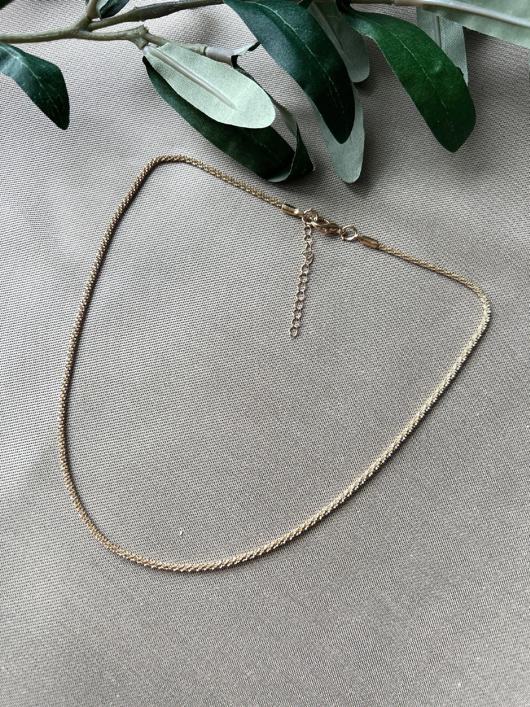 Halskette Gold, funkelnde Kette für Damen, Minimalistische Halskette Gold Choker, Schlichte Goldkette, Schmuck für Frauen, kurze Halskette - Gold-Halskette-Schmuckblüte