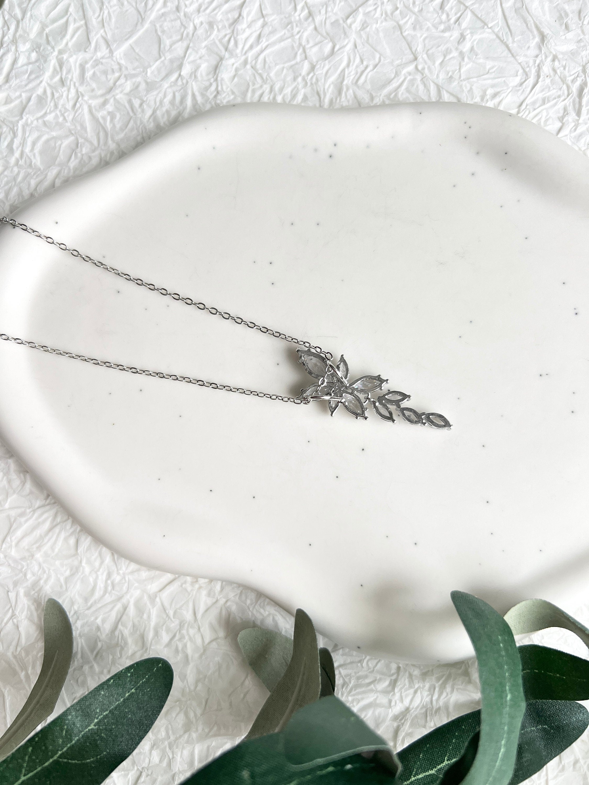 Halskette, Silber, Brautschmuck, funkelnder Anhänger Cubic Zirconia, Edelstahl, eleganter Braut-Ohrringe-Schmuckblüte