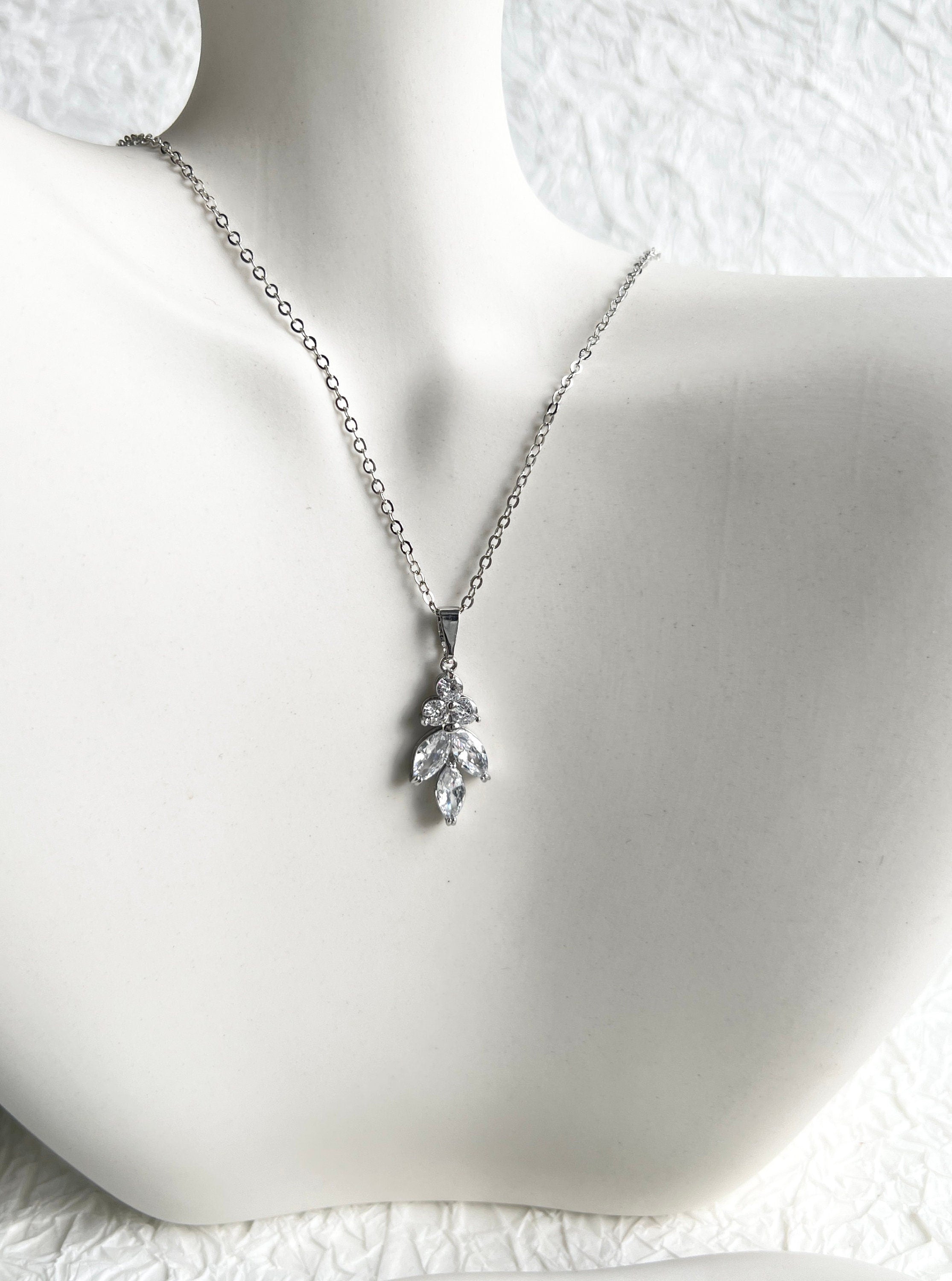 Halskette, Silber, Roségold, Brautschmuck, funkelnder Anhänger, Cubic Zirconia, - Roségold-Halskette-Schmuckblüte