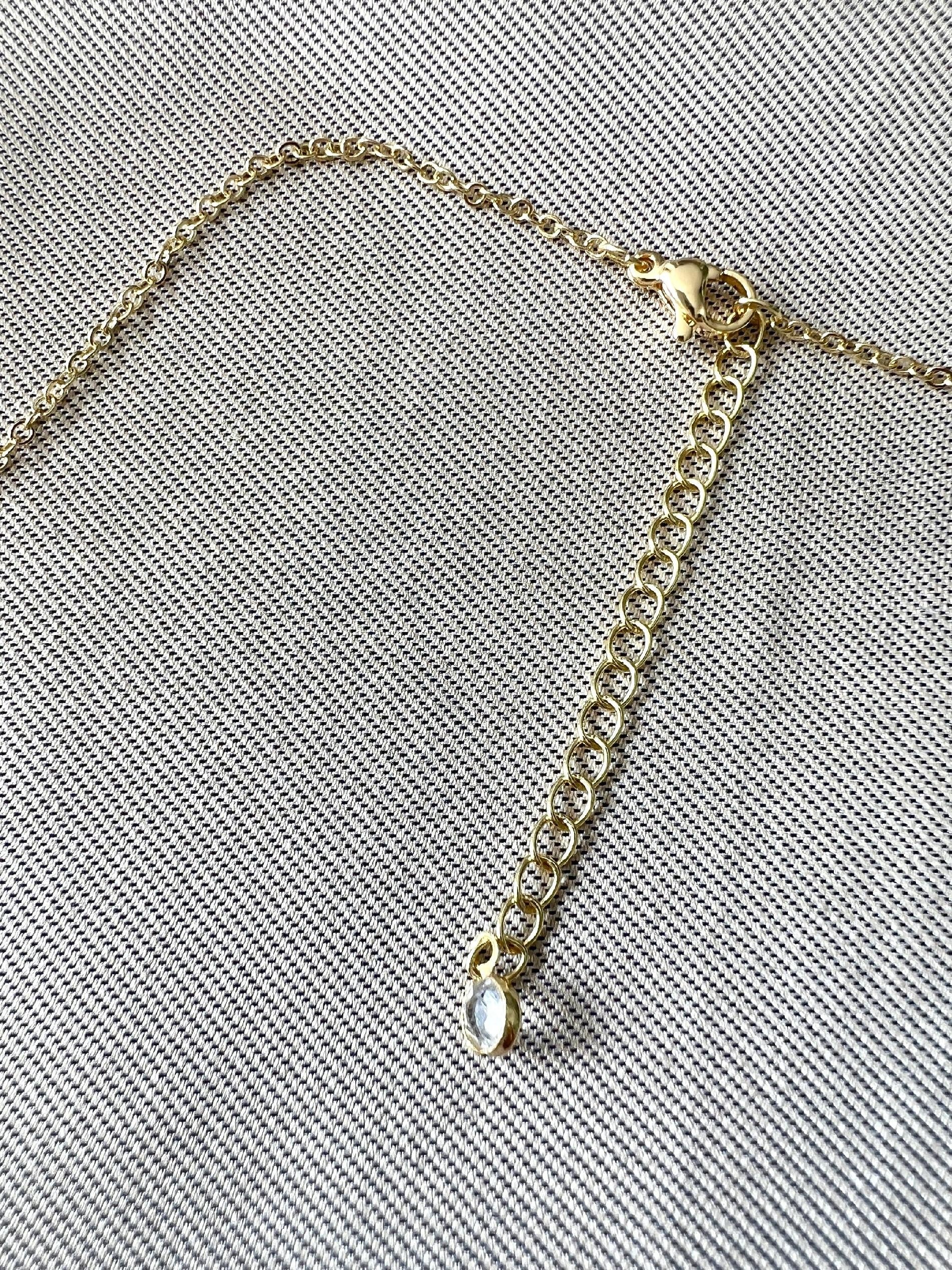 Halskette funkelnder Anhänger, Glitzer Brautschmuck, Gold und Silber, eleganter Schmuck - Gold-Halskette-Schmuckblüte