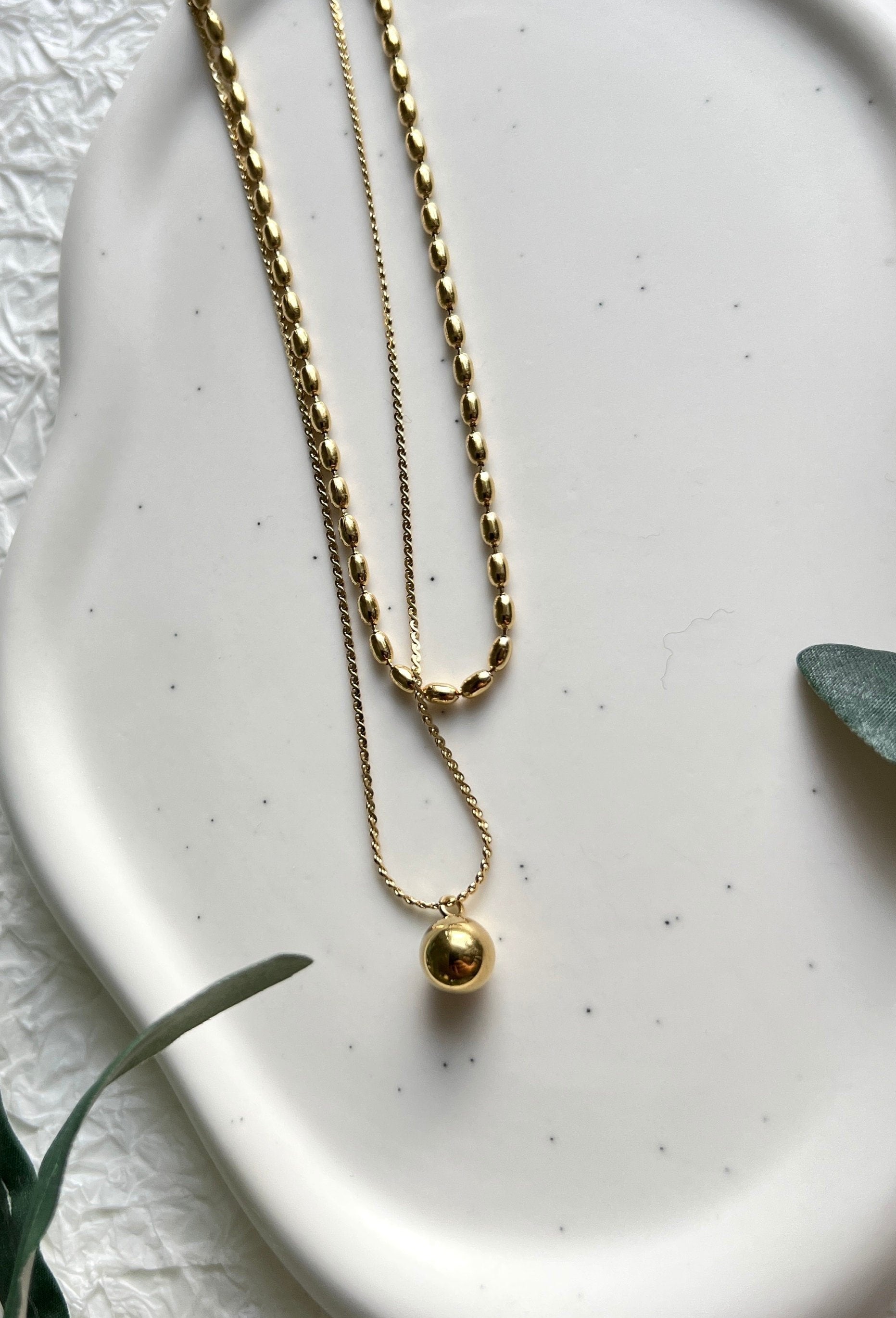 Halskette gold Layering, Mehrreihige Kette, filigran, Kugel Anhänger rund, double Layering, 18k-Halskette-Schmuckblüte