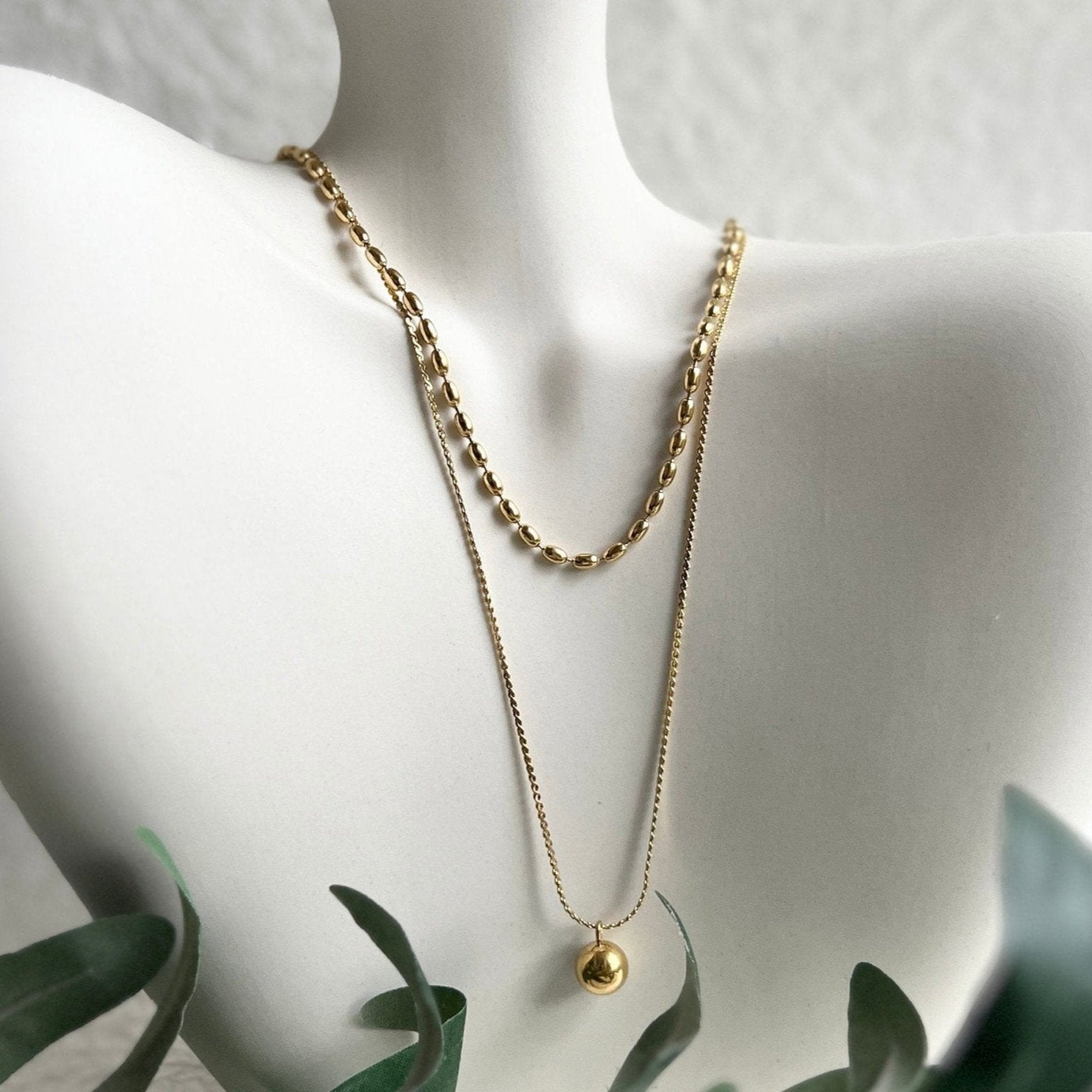 Halskette gold Layering, Mehrreihige Kette, filigran, Kugel Anhänger rund, double Layering, 18k-Halskette-Schmuckblüte