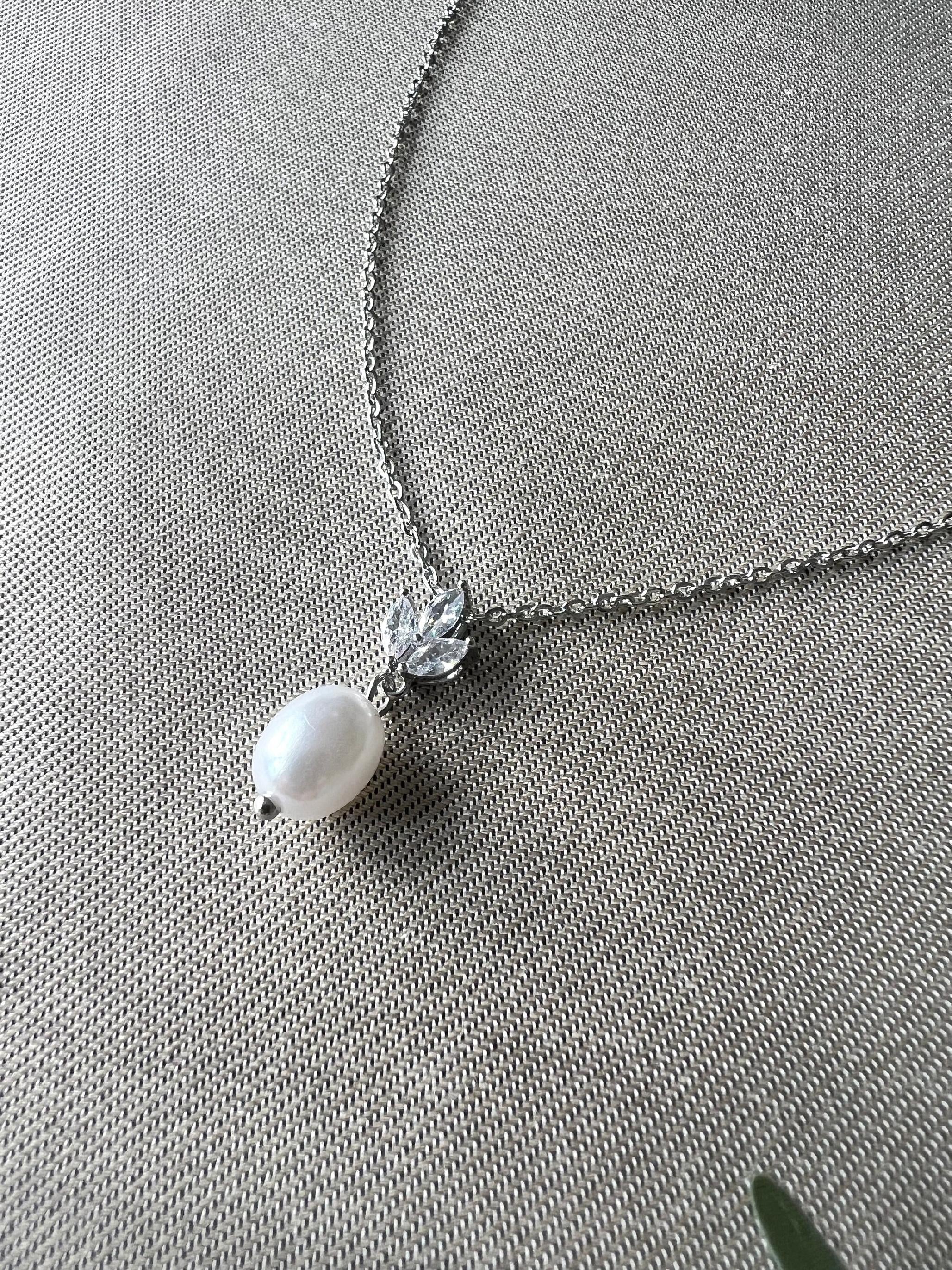 Halskette mit Perlen Anhänger, Brautschmuck Silber, Zirkoniasteine, eleganter Schmuck - Roségold-Halskette-Schmuckblüte
