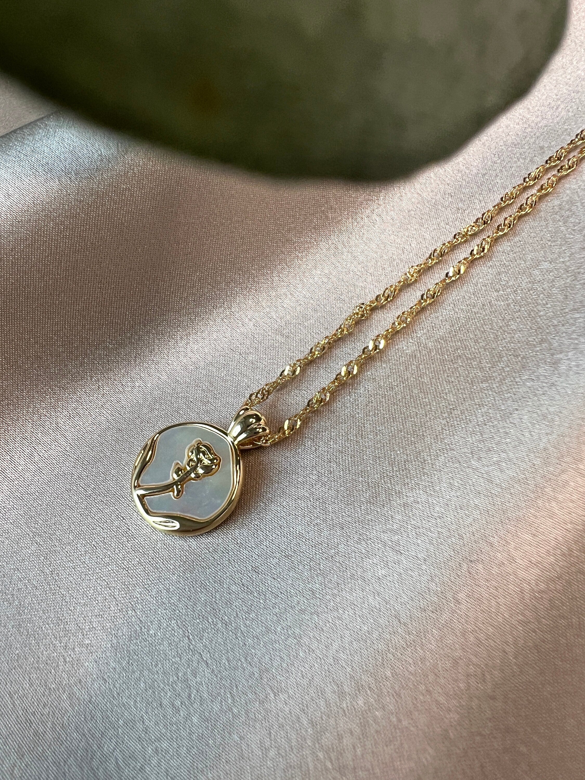 Halskette mit Rosen-Anhänger, Edelstahl, Perlmutt, golden, Halskette für Frauen-Halskette-Schmuckblüte