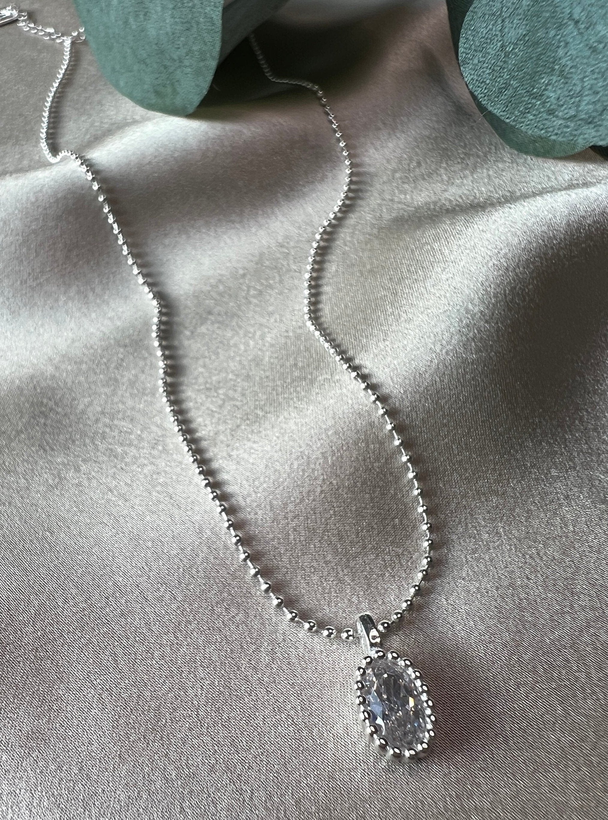 Halskette mit Zirkonia Anhänger 925 Silber, Halskette für Frauen, Brautschmuck, Hochzeit Accessoire-Halskette-Schmuckblüte