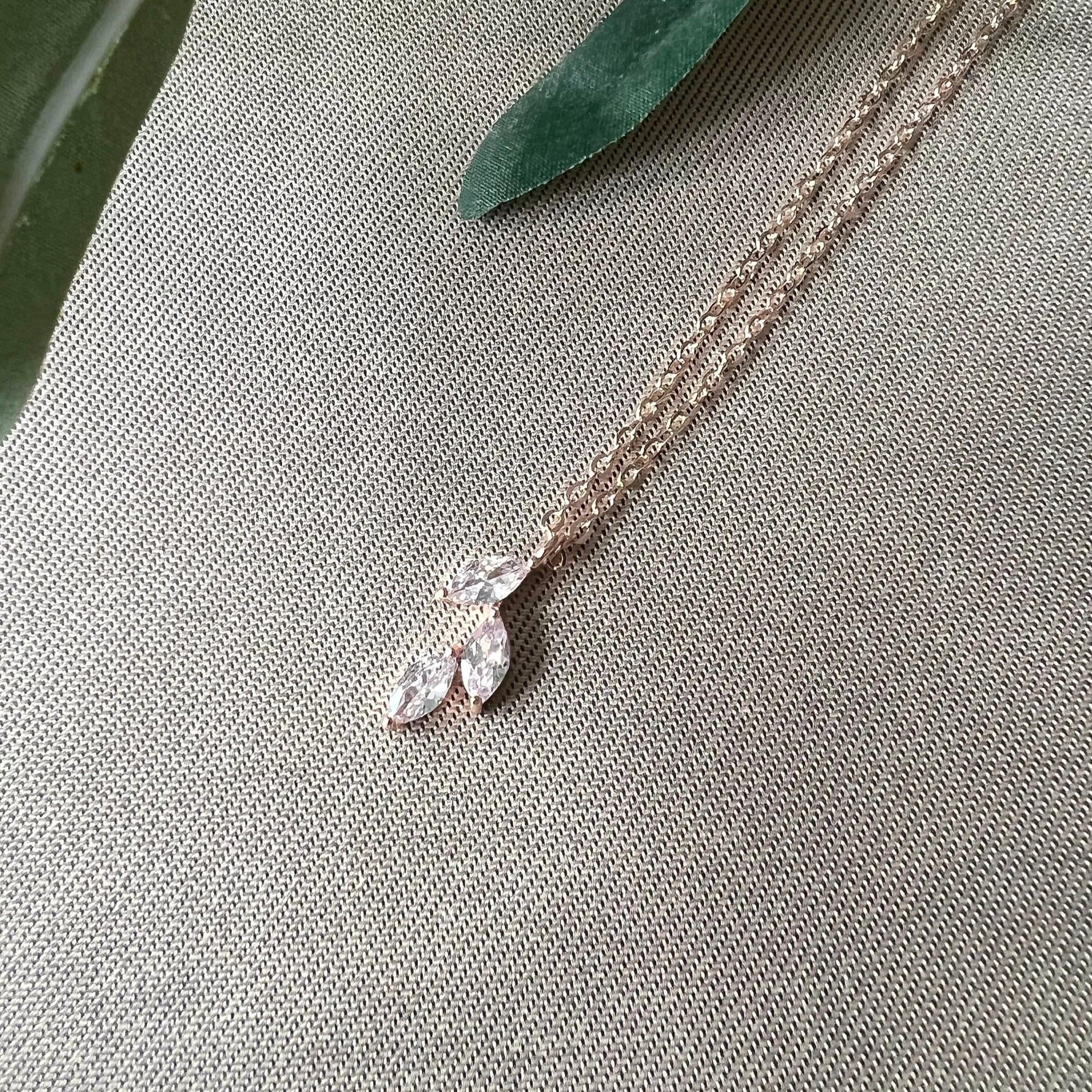 Halskette mit Zirkonia Anhänger, Brautschmuck Roségold, Silber, eleganter Schmuck - Roségold-Halskette-Schmuckblüte