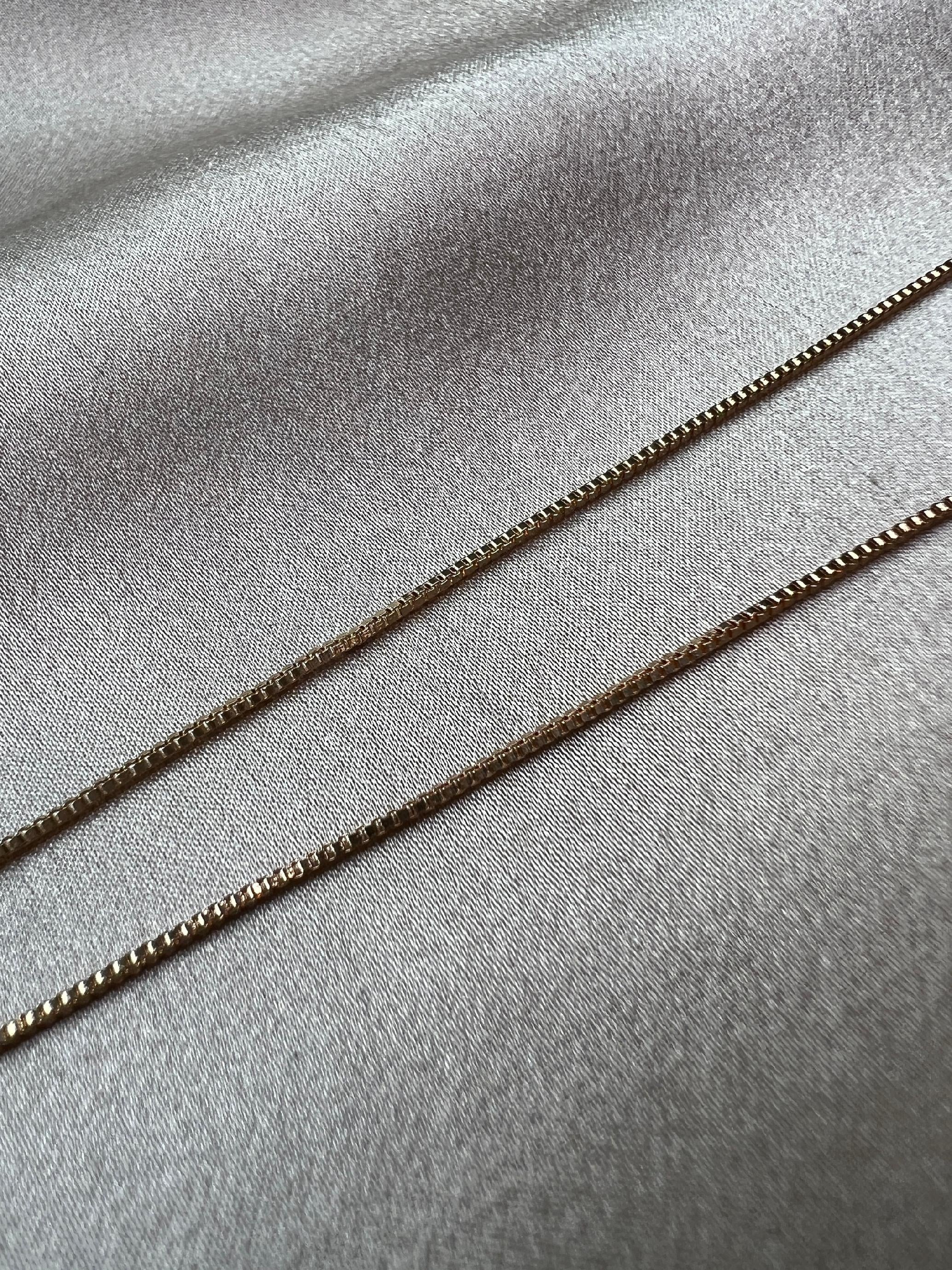 Halskette mit funkelndem Zirkonia-Steinchen Anhänger, filigran, silber, rosegold, gold, Braut Schmuck, Brauthalskette, Halskette für Frauen - Gold-Halskette-Schmuckblüte