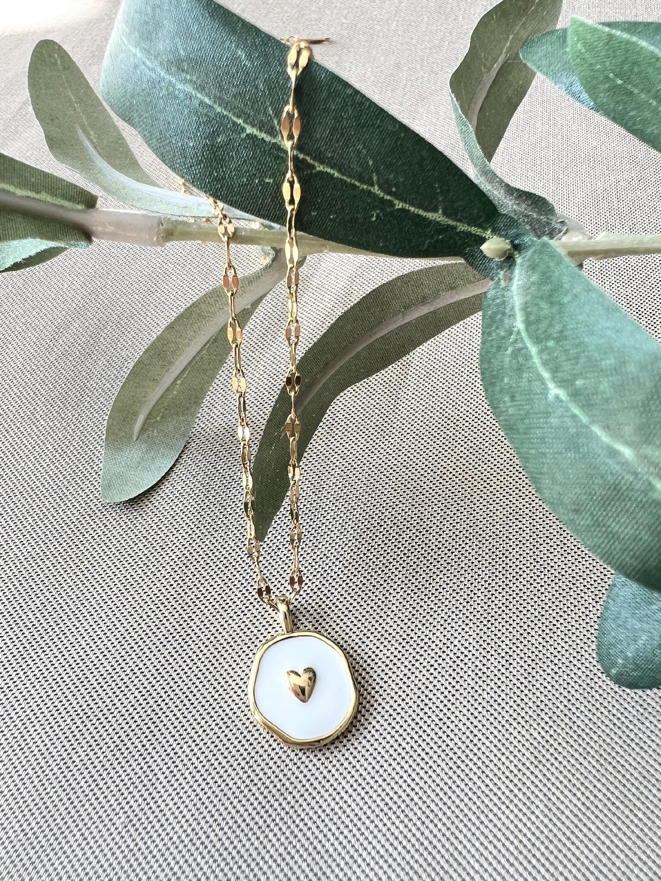 Zarte Halskette, Gold, Herzanhänger rund, goldene Halskette, weiß goldener Anhänger, Schmuck Hochzeit, Geschenk für Sie, Weihnachtsgeschenk Frauen, Geburtstagsgeschenk, Trauzeugin, Brautjungfer, Schmuckblüte