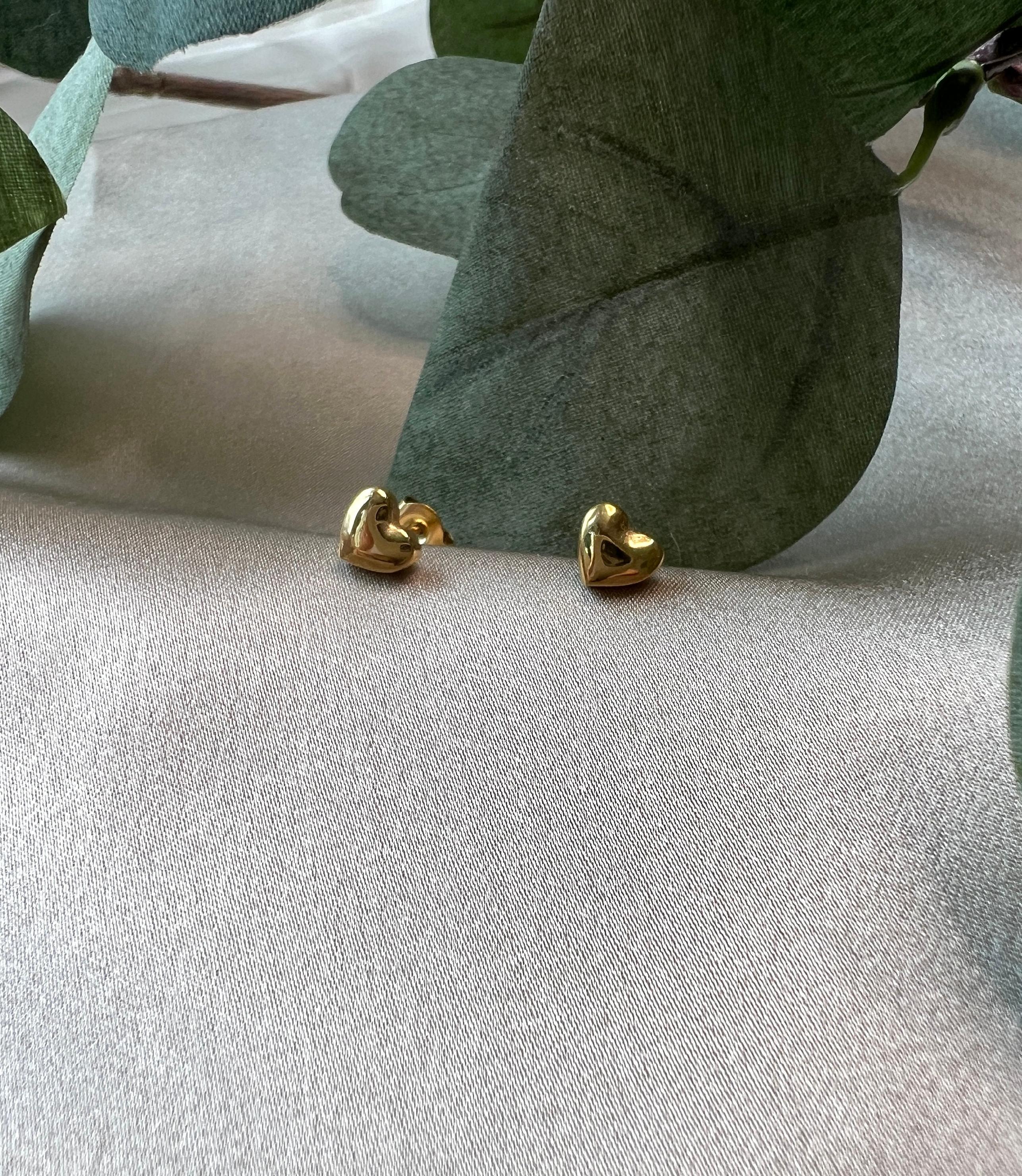 Herz Ohrstecker, vergoldet, romantische Ohrringe, elegant und schlicht, Brautschmuck, Brautjungfer-Ohrringe-Schmuckblüte
