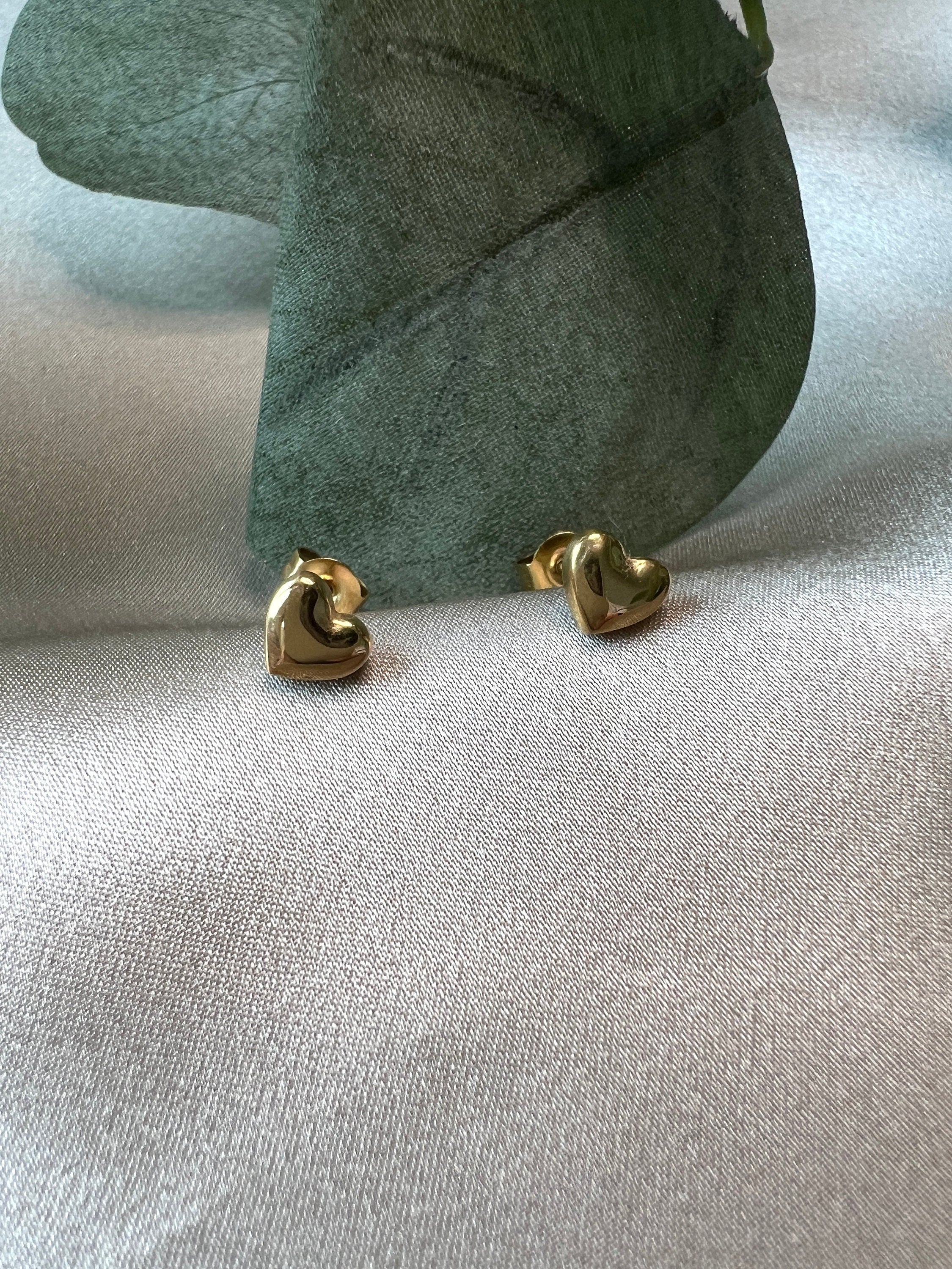 Herz Ohrstecker, vergoldet, romantische Ohrringe, elegant und schlicht, Brautschmuck, Brautjungfer-Ohrringe-Schmuckblüte