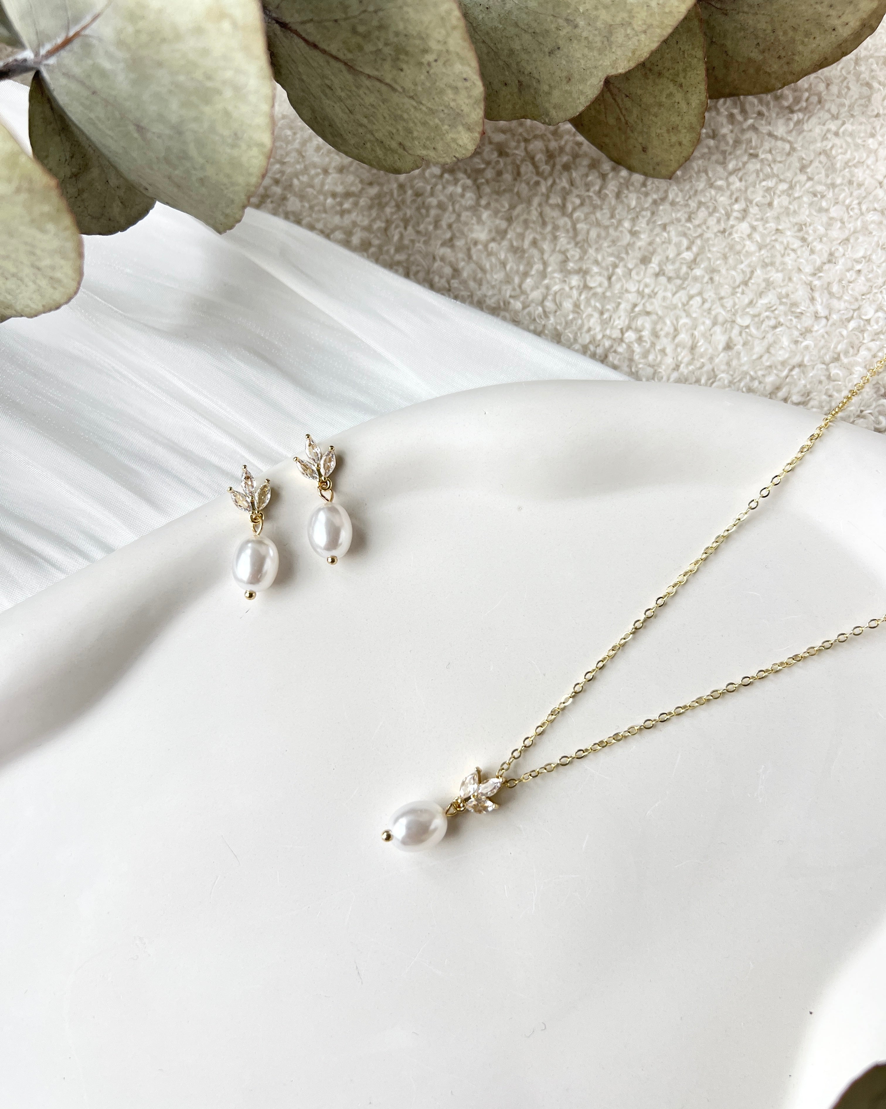 Brautset, Halskette und Ohrringe, funkelnde Zirkoniasteine, Perlenanhänger, Brautschmuck