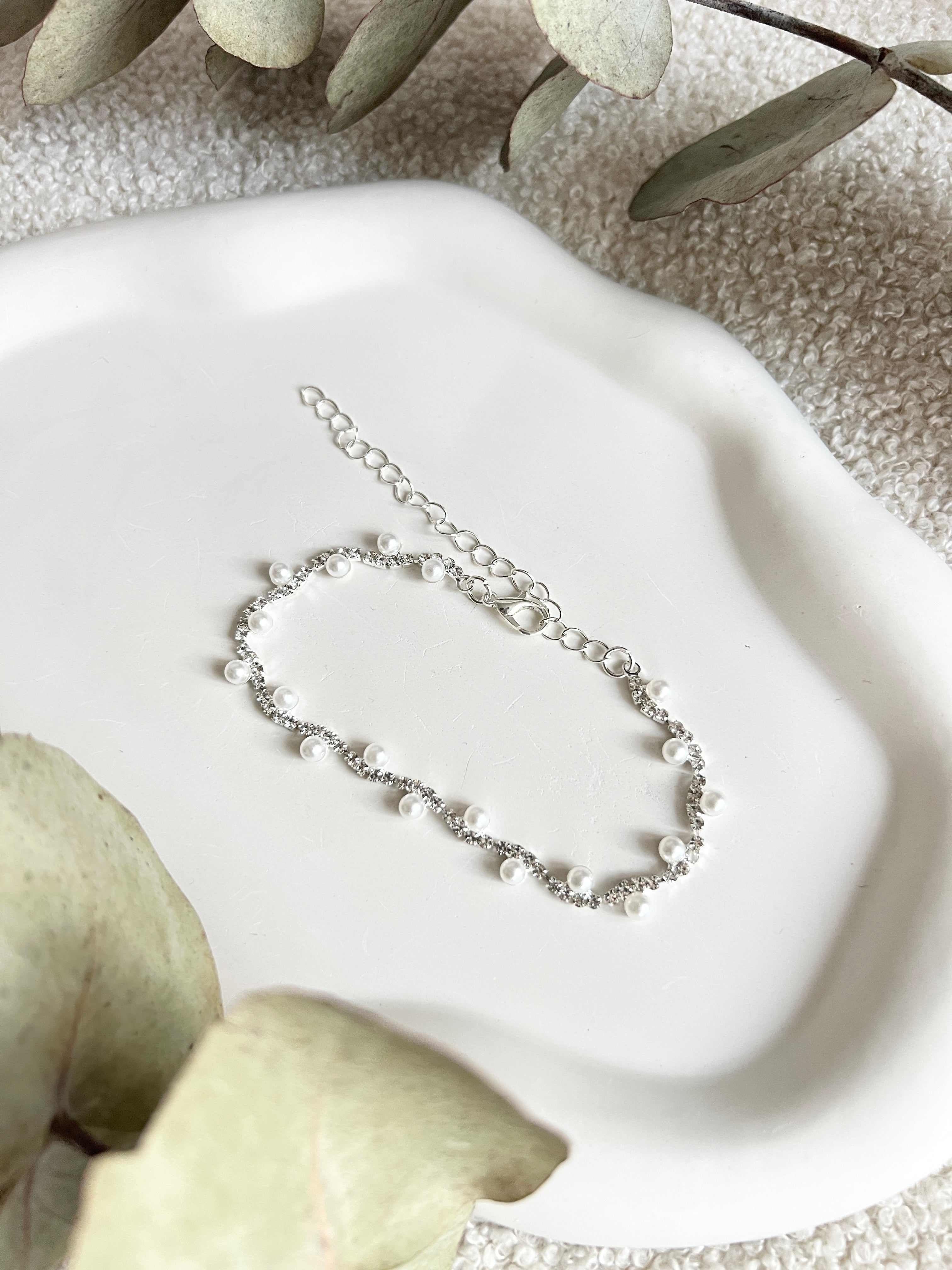 Armband, Silber, weiße Perlen, Perlenschmuck, Geschenk für Sie, Brautschmuck