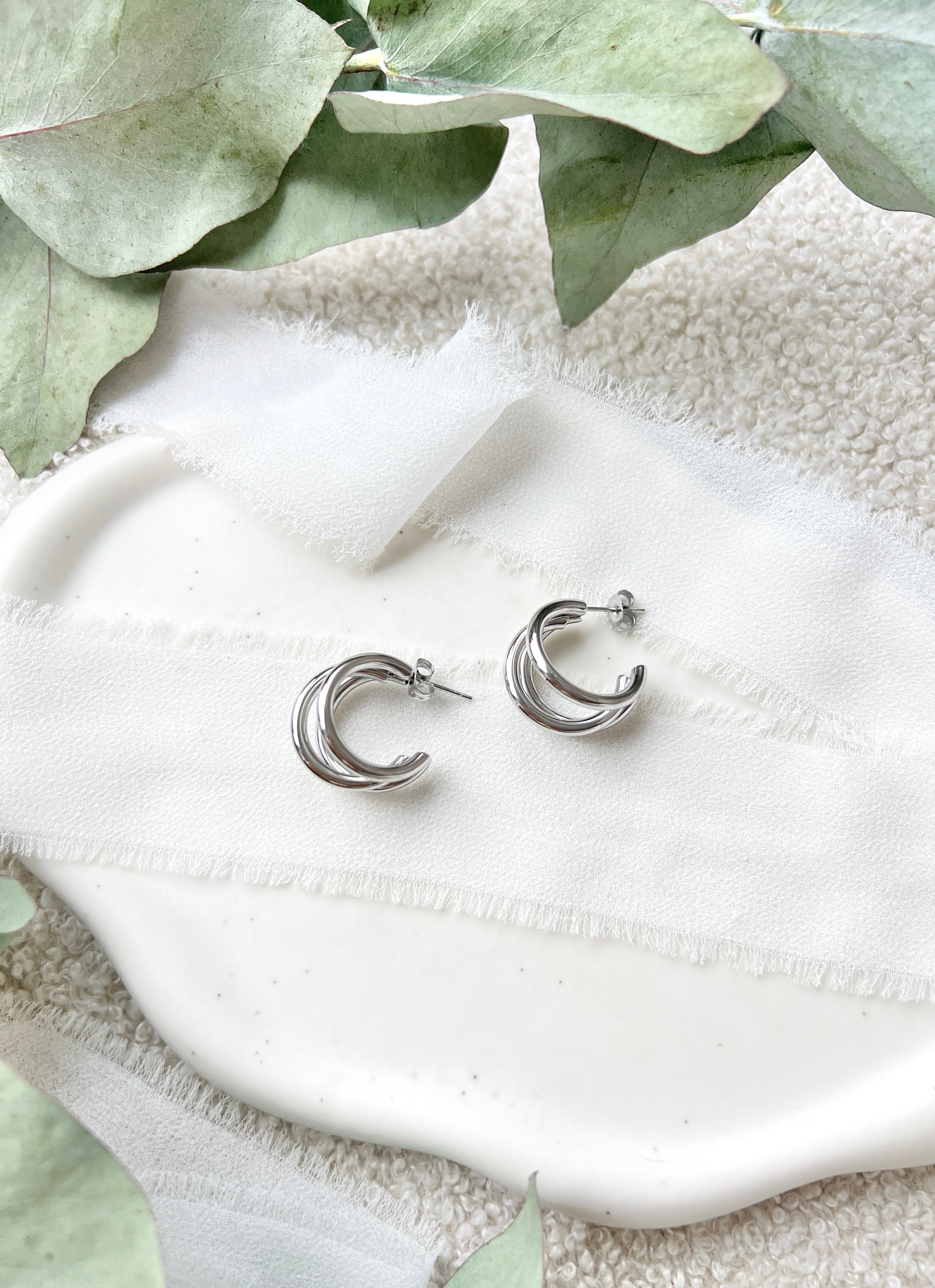 Moderne Creolen, Silber, Ohrringe, minimalistisch, Hoops
