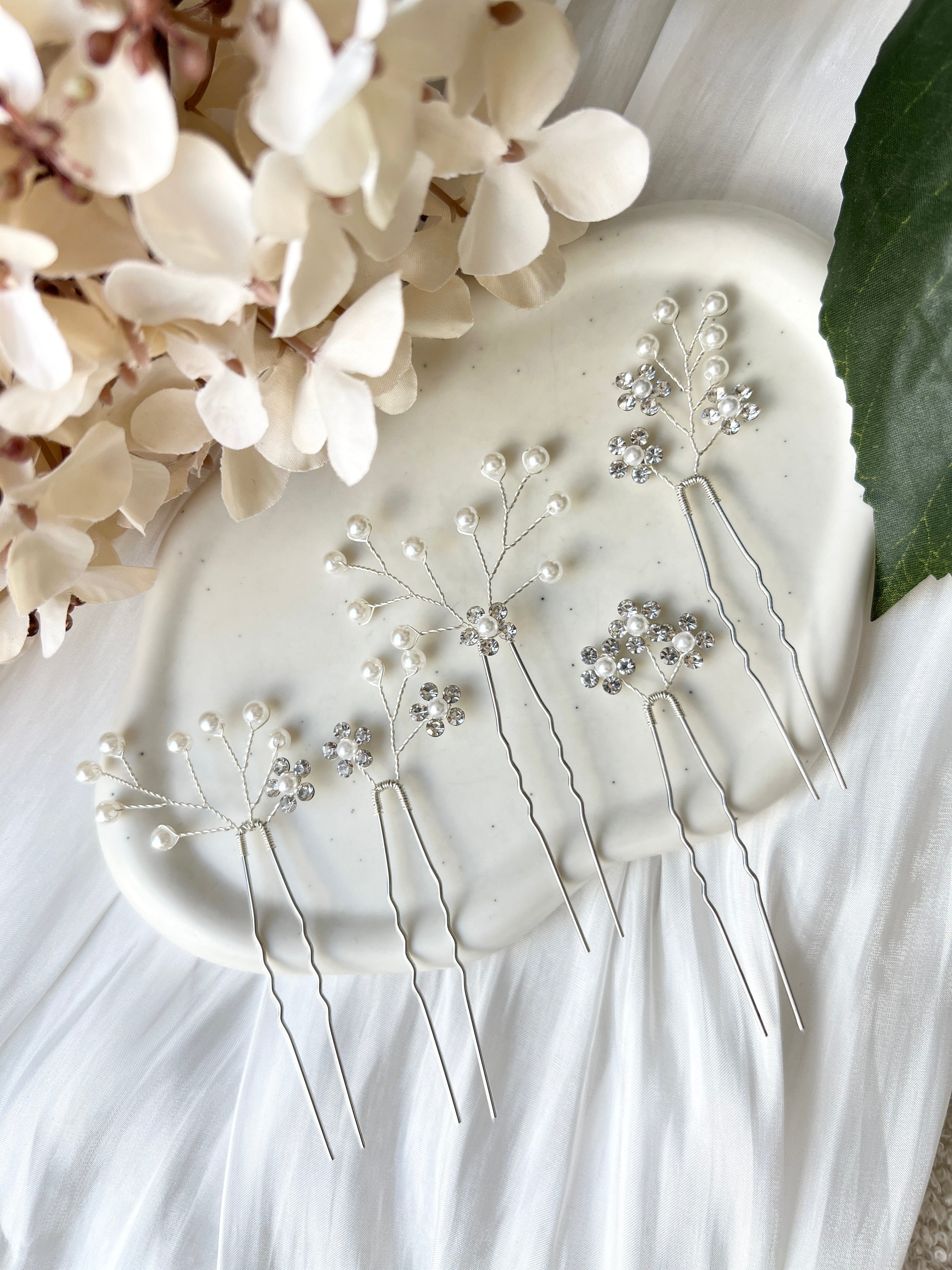 Haarnadeln, Silber, Set 5 Stück, weiße Perlen und Blüten, Brautschmuck