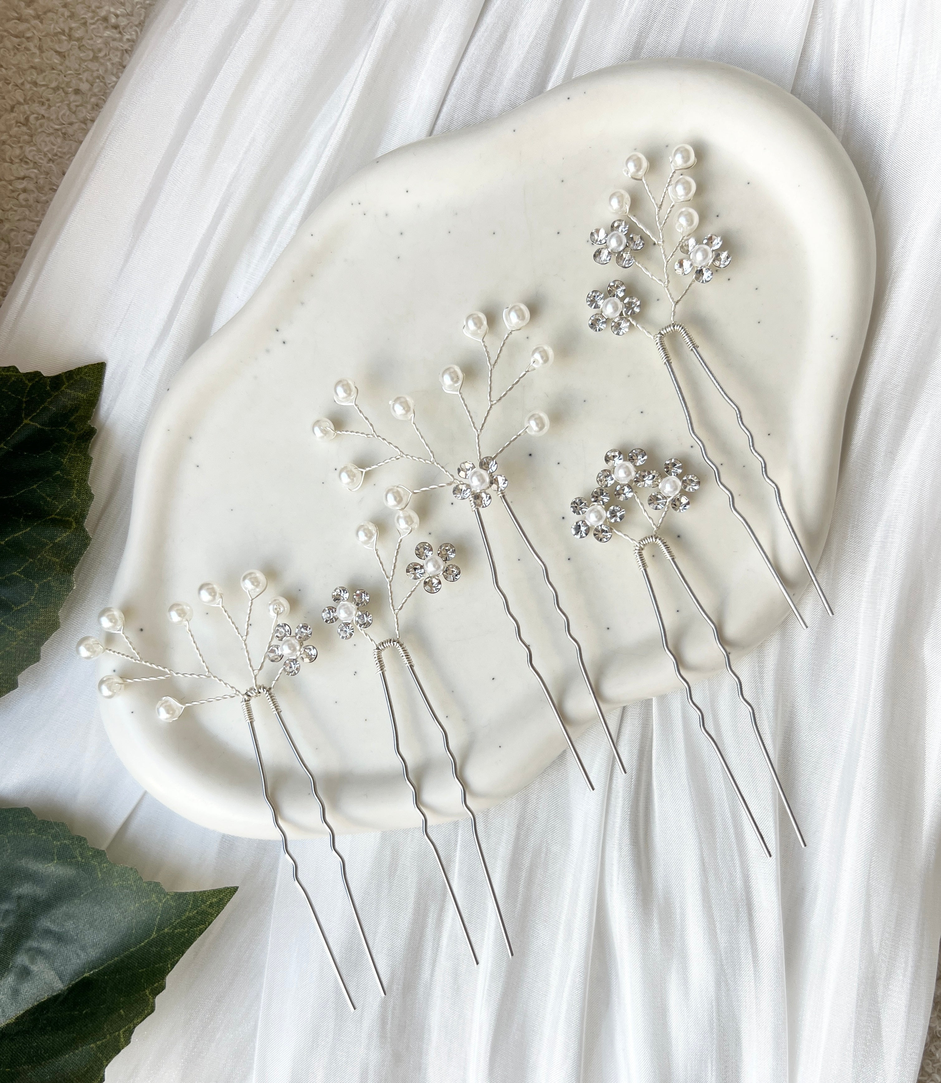 Haarnadeln, Silber, Set 5 Stück, weiße Perlen und Blüten, Brautschmuck