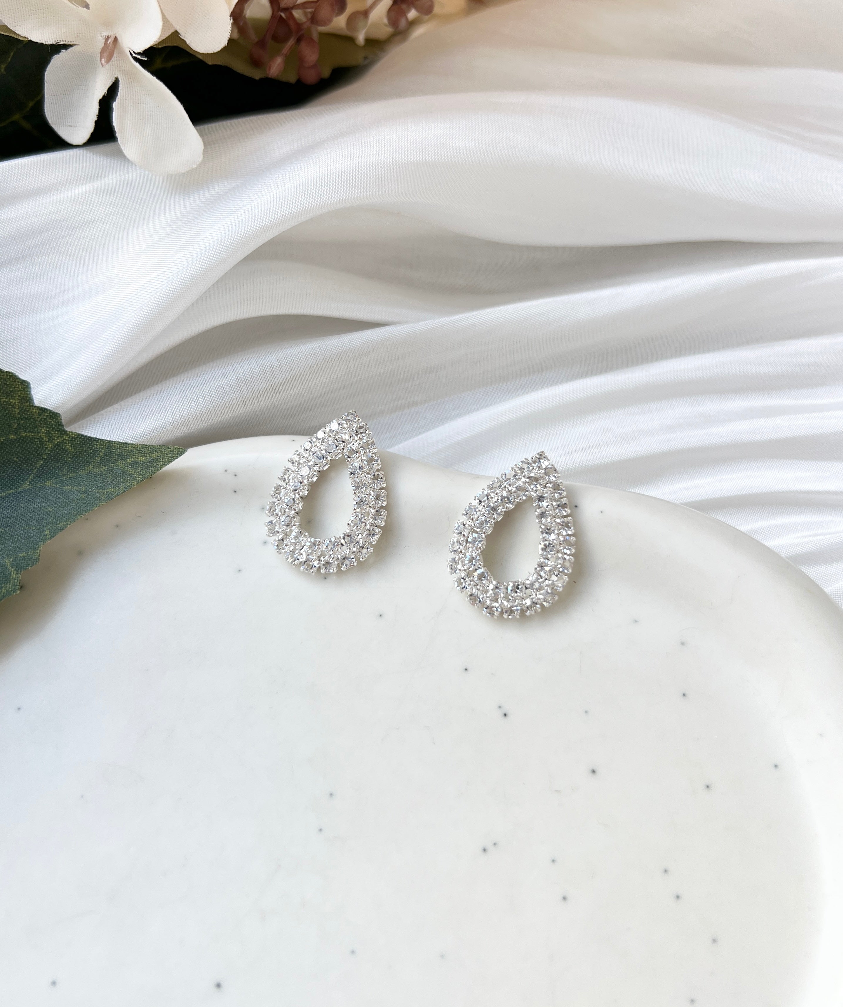 Ohrringe, Silber, funkelnder Strass, Tropfenform Brautohrringe, Brautschmuck