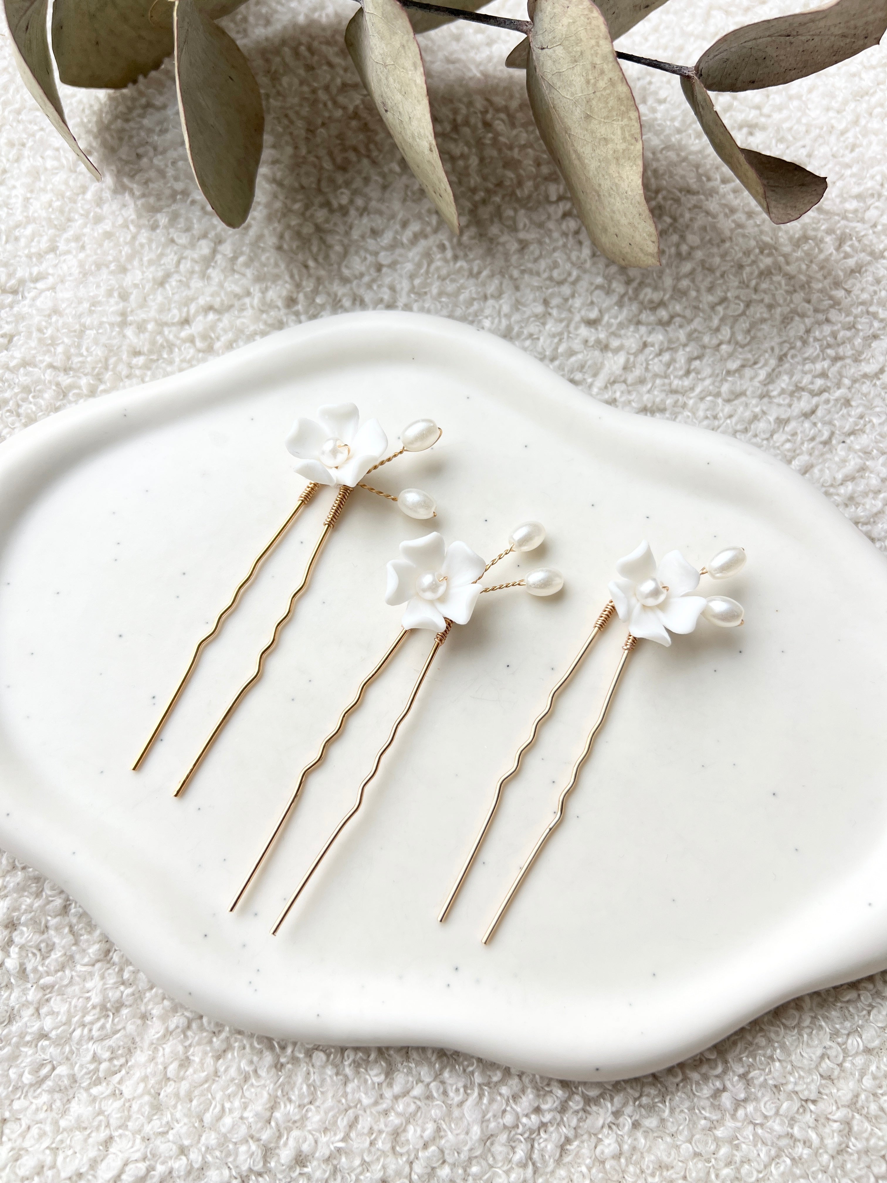 Haarnadeln, 3 Stück, Brautset, Gold, weiße Perlen, Keramikblumen, Brautschmuck, Hochzeit Haarschmuck