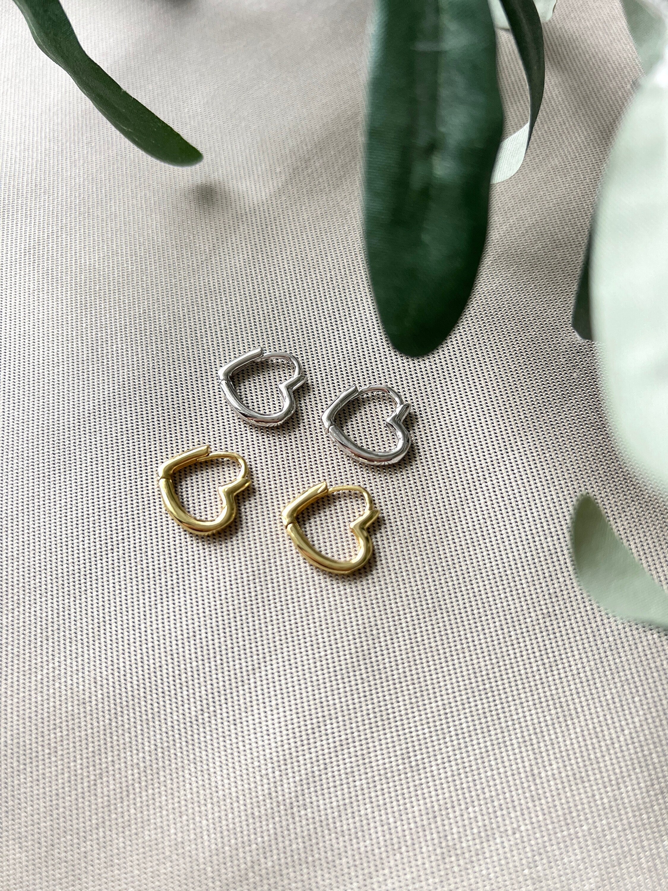 Ohrringe 925 Silber, 18k Gold, Herz Ohrringe, Huggie Ohrringe, Hoops, Creolen, Ohrstecker - Silber-Ohrringe-Schmuckblüte