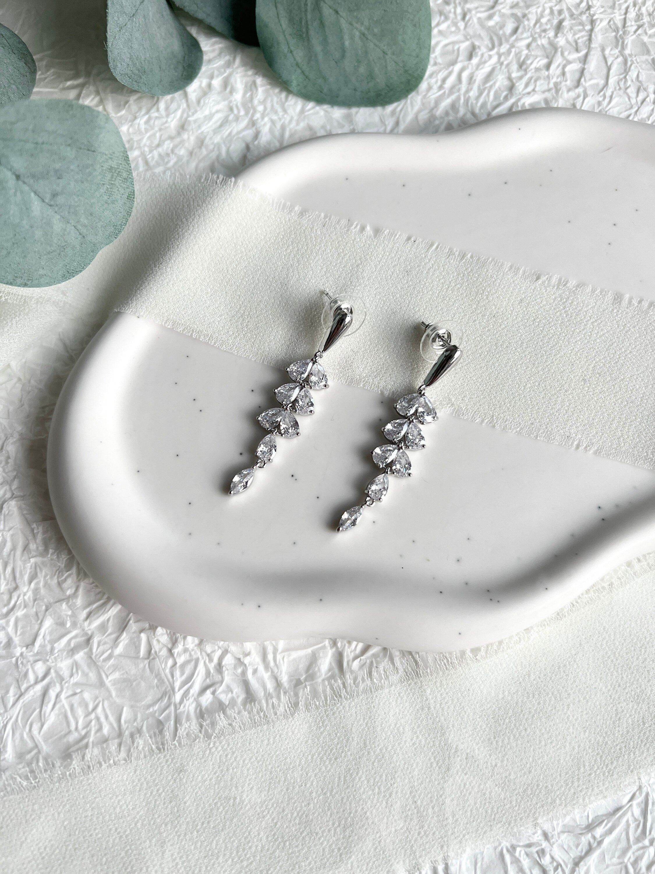 Ohrringe Braut, Silber und Gold, funkelnde Hängeohrringe, Ohrstecker, Brautschmuck, - Silber-Ohrringe-Schmuckblüte
