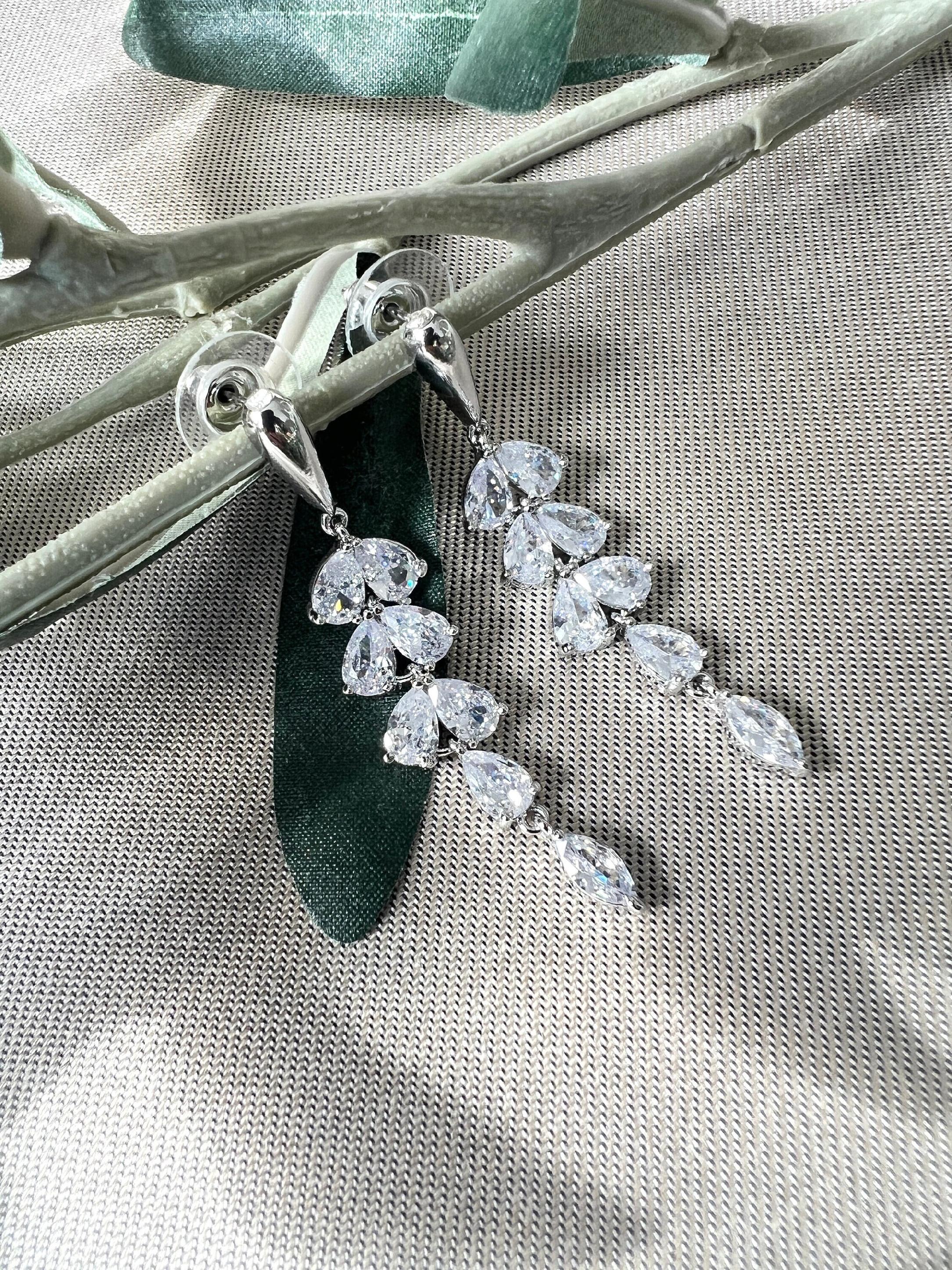 Ohrringe Braut, Silber und Gold, funkelnde Hängeohrringe, Ohrstecker, Brautschmuck, - Silber-Ohrringe-Schmuckblüte