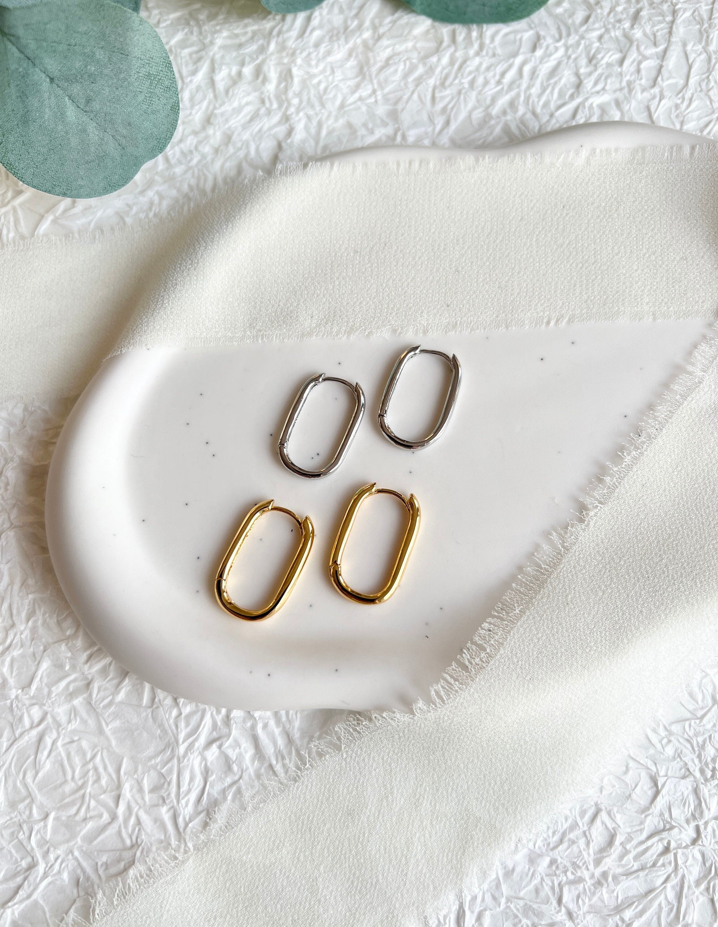 Ohrringe Creolen, Silber und Gold, moderne Kreolen oval rechteckig, minimalistisch, - Gold-Ohrringe-Schmuckblüte