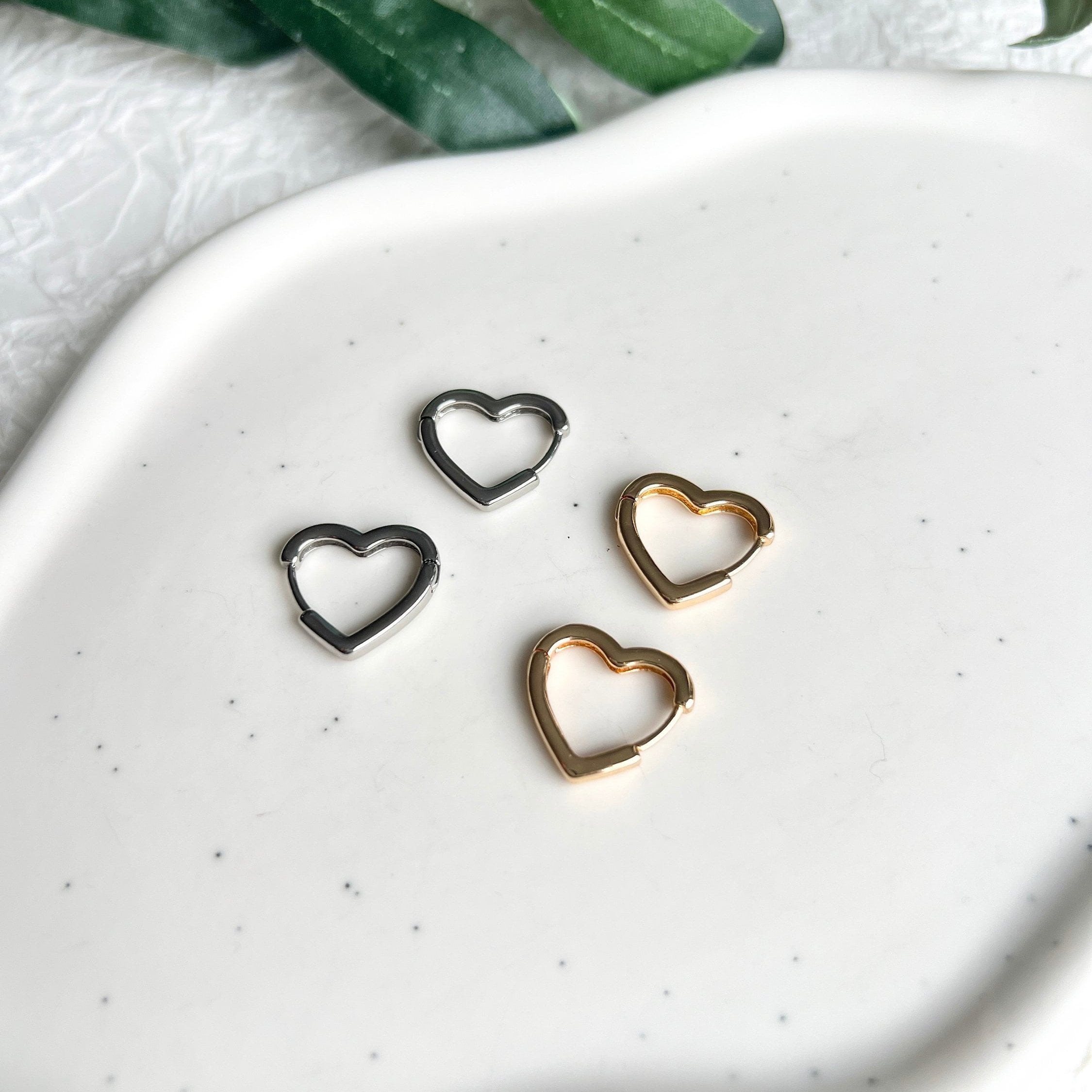 Ohrringe, Silber oder Gold, Herz Creolen, Edelstahl, Huggie Ohrringe, Hoops, Kreole, - Gold-Ohrringe-Schmuckblüte