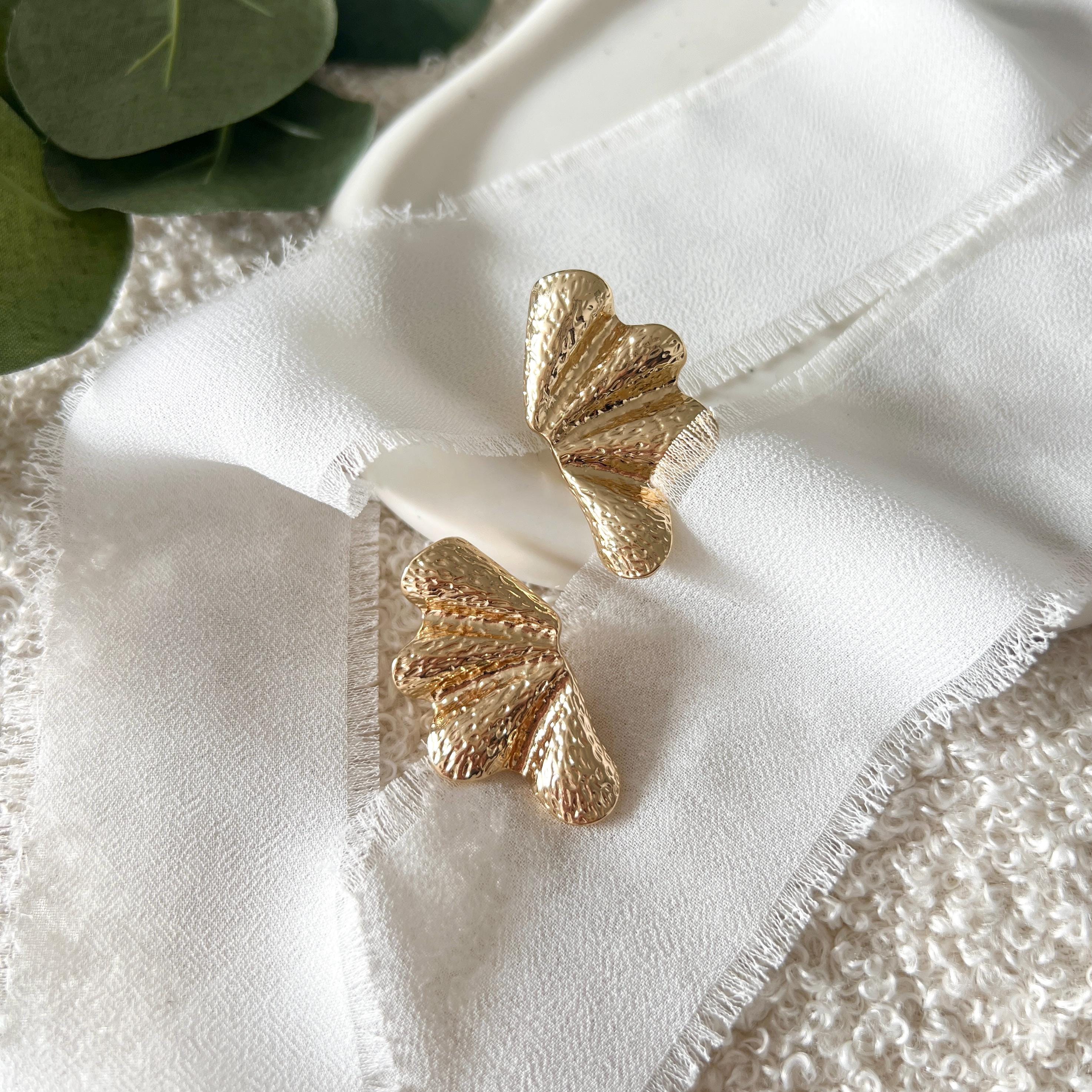 Ohrstecker Blätter Braut, Gold, moderner Schmuck Standesamt, Brautohrringe, Ohrringe Brautjungfer, Trauzeugin, Schmuck Hochzeit, feiner Ohrschmuck