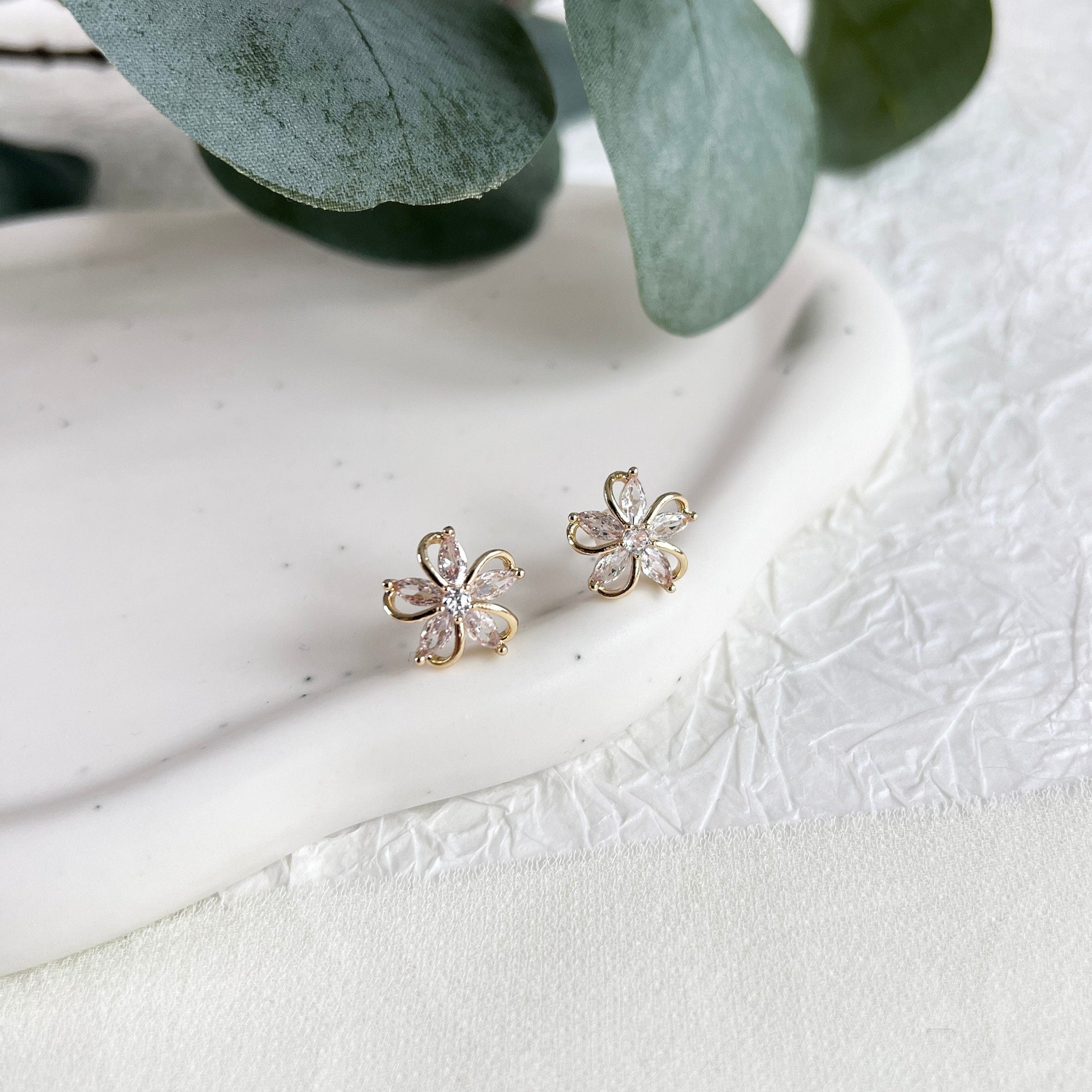 Ohrstecker Blumen, Silber, Gold, Roségold, zarte Ohrringe, Cubic Zirconia, funkelnde - Gold-Ohrringe-Schmuckblüte