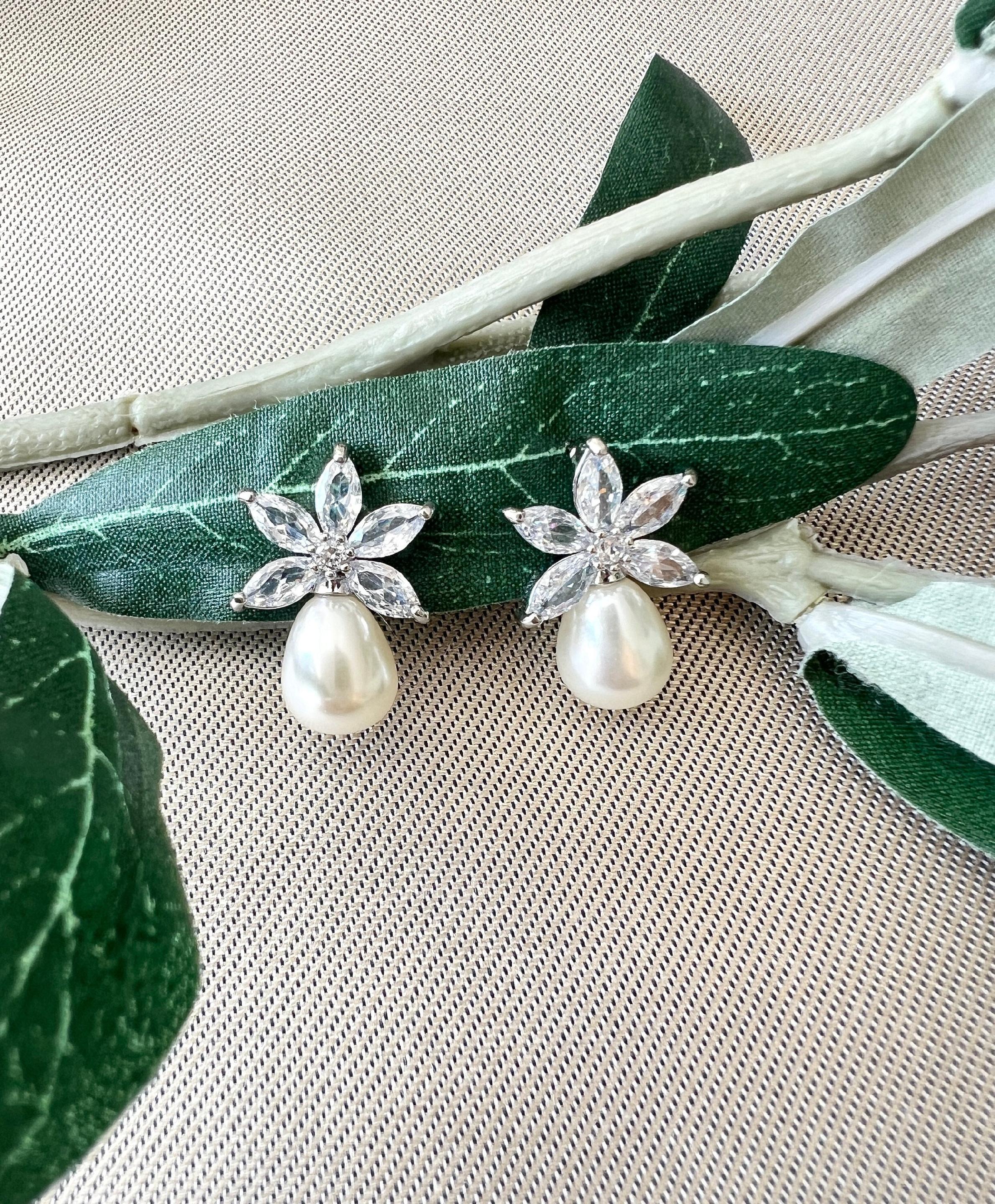 Perlenohrringe, Perlen Ohrstecker Silber, Gold, Roségold, mit Zirkoniasteinen, funkelnde Ohrringe Braut, Brautschmuck, Brautohrringe - Silver-Ohrringe-Schmuckblüte