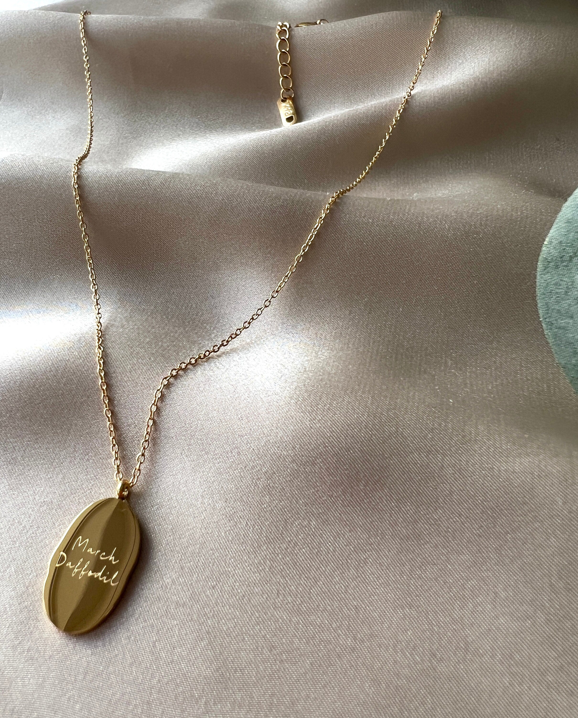 Persönliche Geburtsmonat Halskette Monat März - Geburtsblume Narzisse Blume, 18k Gold, wasserfest Halskette für Frauen, Geschenk Trauzeugin-Ohrringe-Schmuckblüte