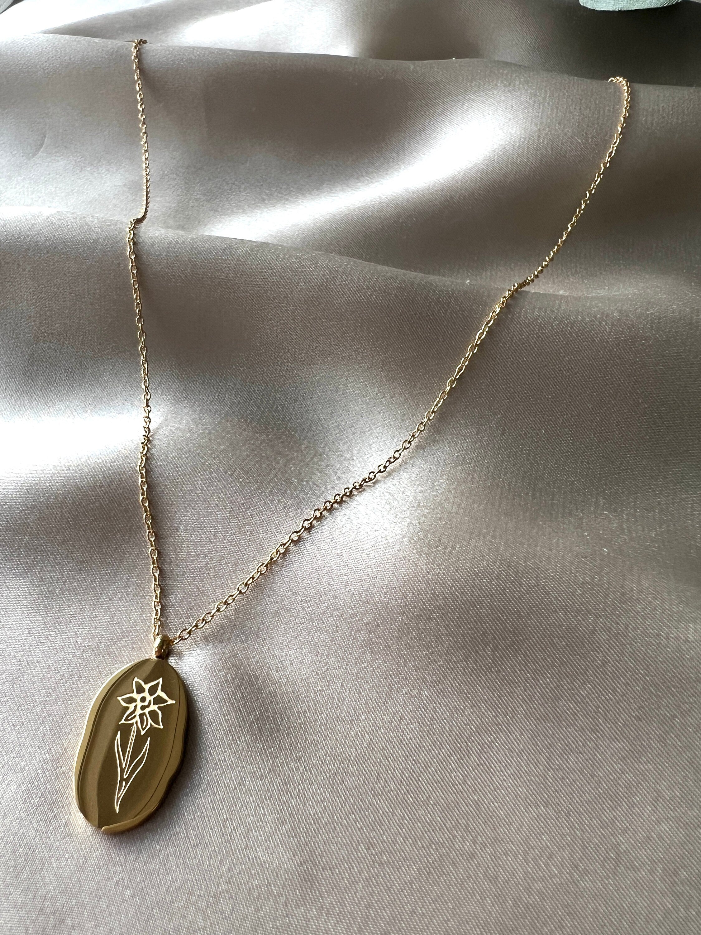 Persönliche Geburtsmonat Halskette Monat März - Geburtsblume Narzisse Blume, 18k Gold, wasserfest Halskette für Frauen, Geschenk Trauzeugin-Ohrringe-Schmuckblüte