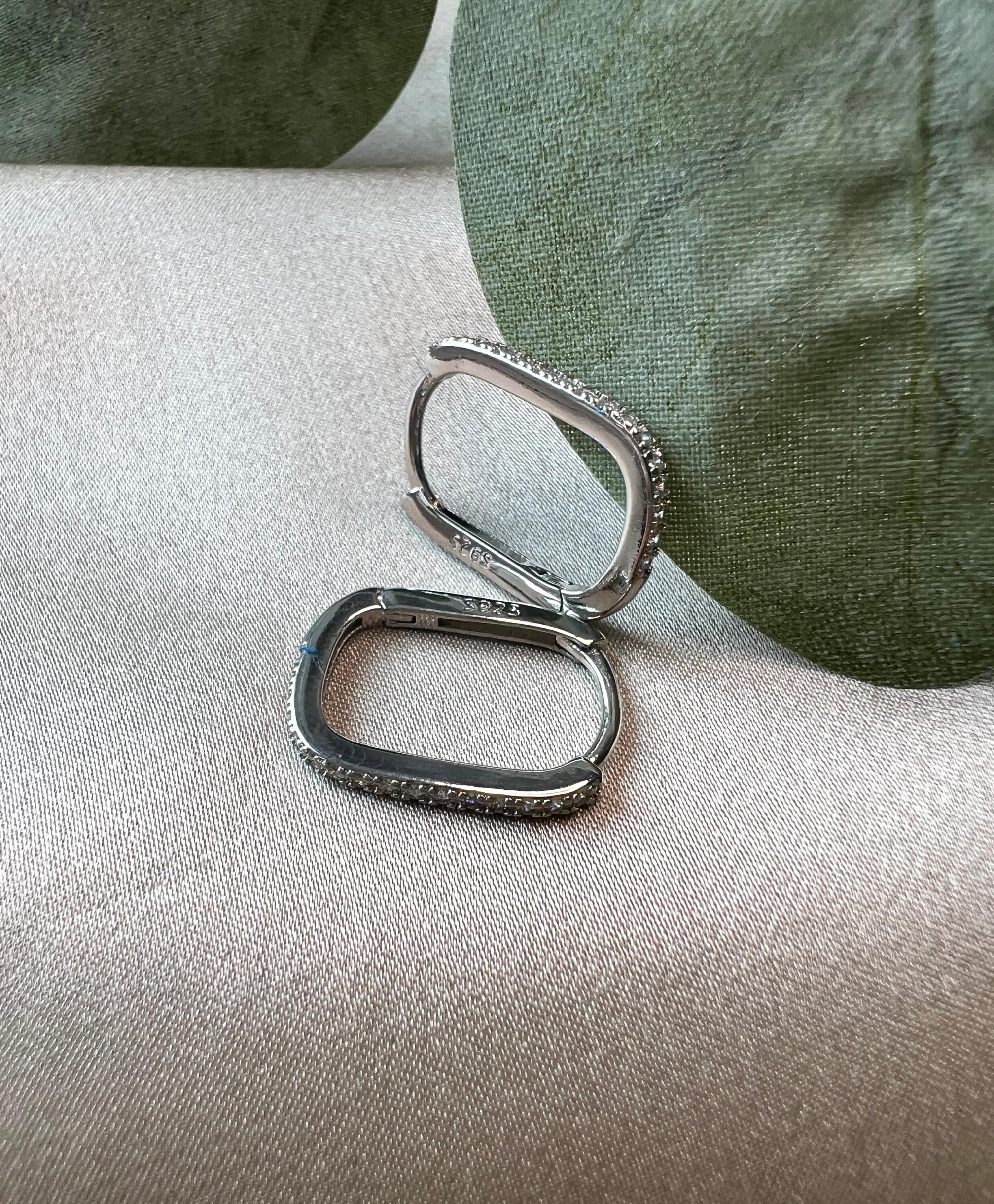 Rechteckige Creolen mit Zirkon-Pavé - gold und silber - minimalistische Ohrringe - Silver Einzeln-Ohrringe-Schmuckblüte