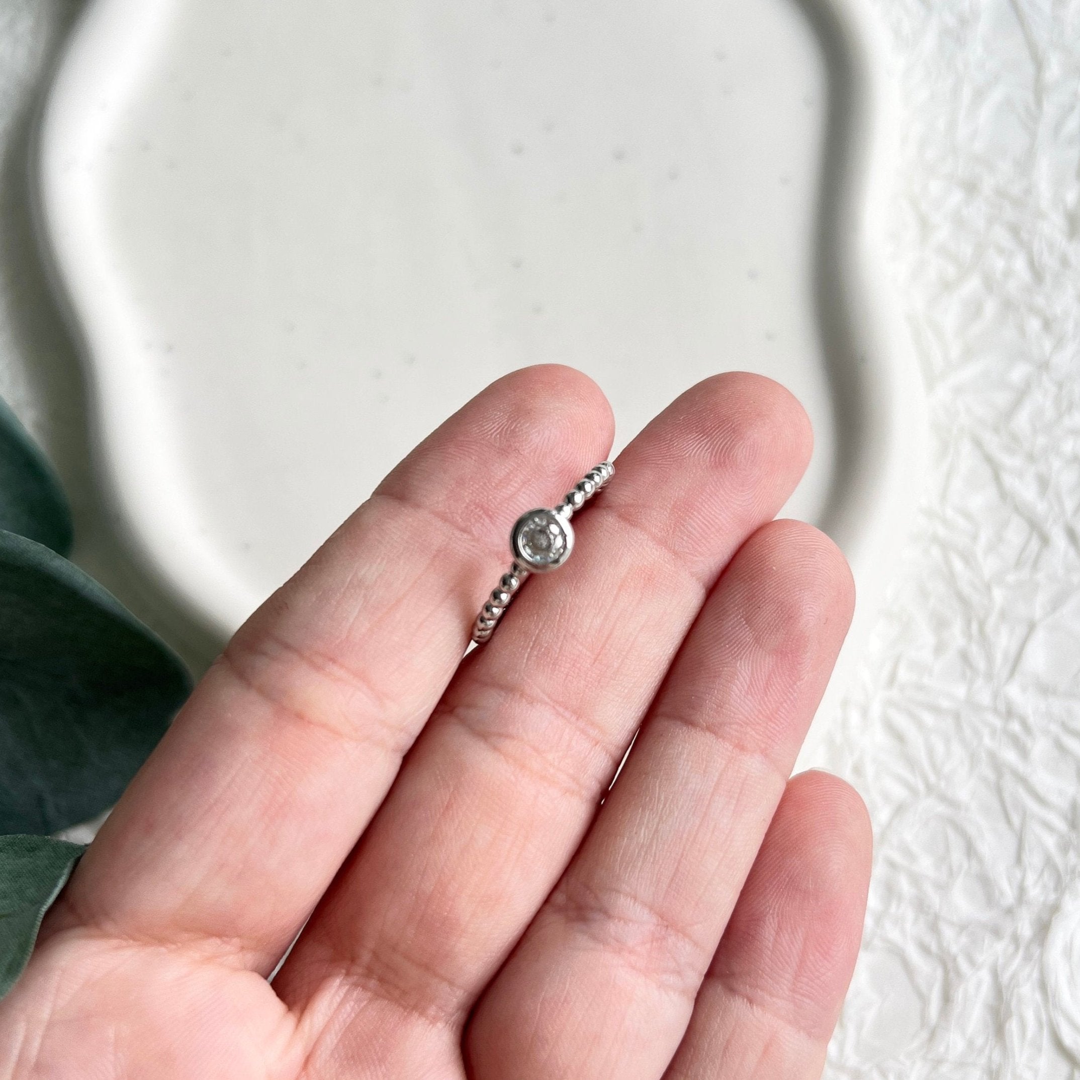 Ring Silber, funkelnde Cubic Zirconia Steine, hochwertiger Schmuck, offen, verstellbar,-Ohrringe-Schmuckblüte