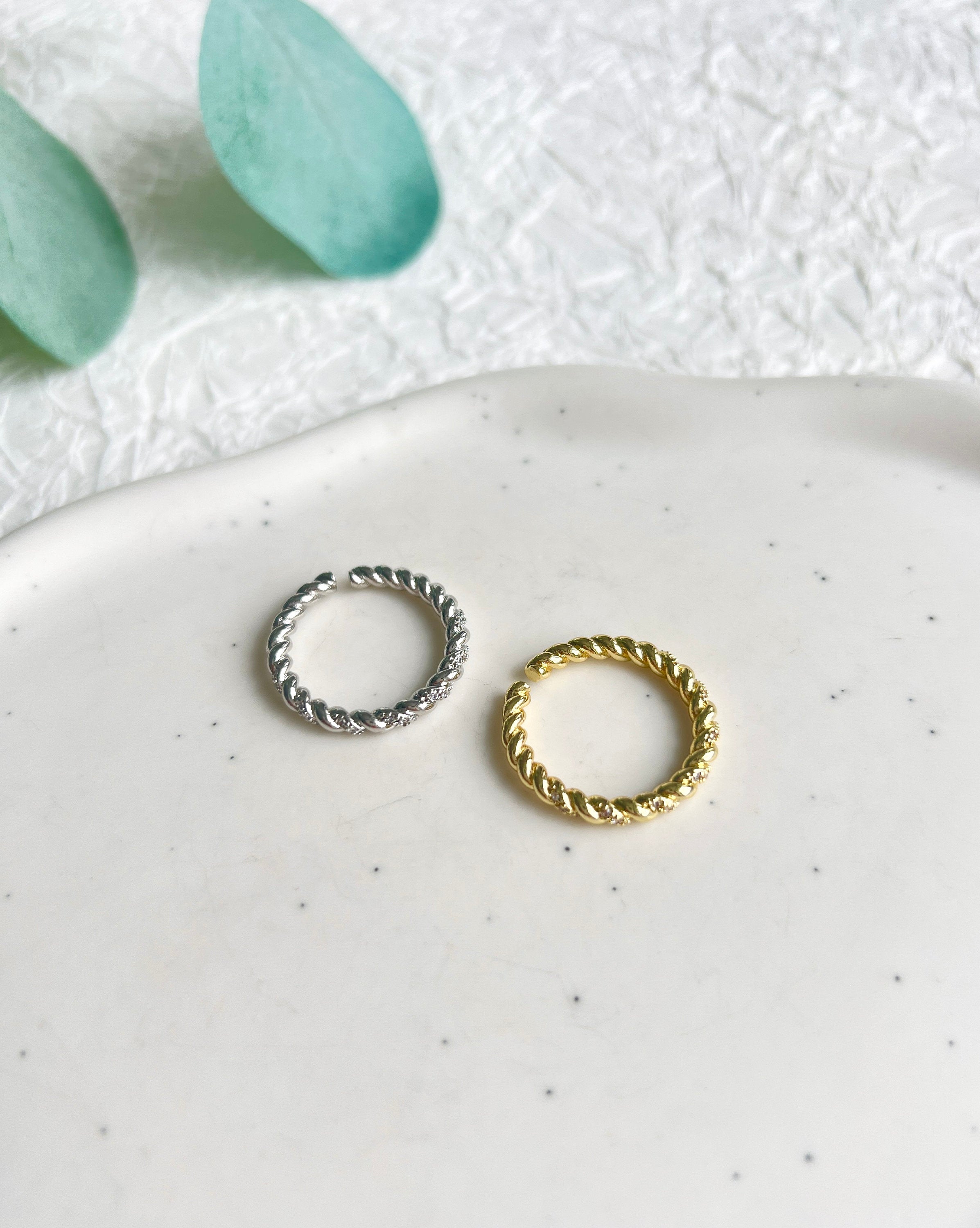 Ring Silber, funkelnde Cubic Zirconia Steine, hochwertiger Seil Schmuck, offen verstellbar, - Silber-Ringe-Schmuckblüte