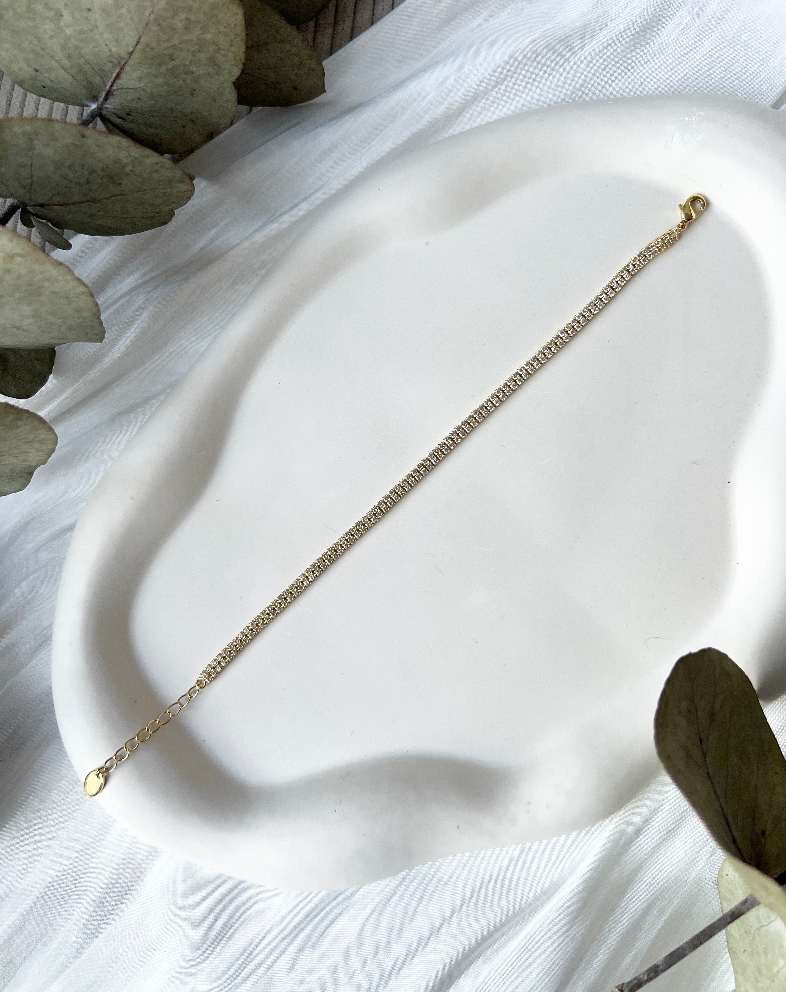 Armband, gold, feine Strasssteine, Tennisarmband, Tennis Bracelet, goldener Brautschmuck, glänzendes Brautarmband, edler Schmuck für die Hochzeit, Standesamt Tennisbracelet, Geschenk für Sie, Weihnachtsgeschenk für Frauen, Schmuckbluete