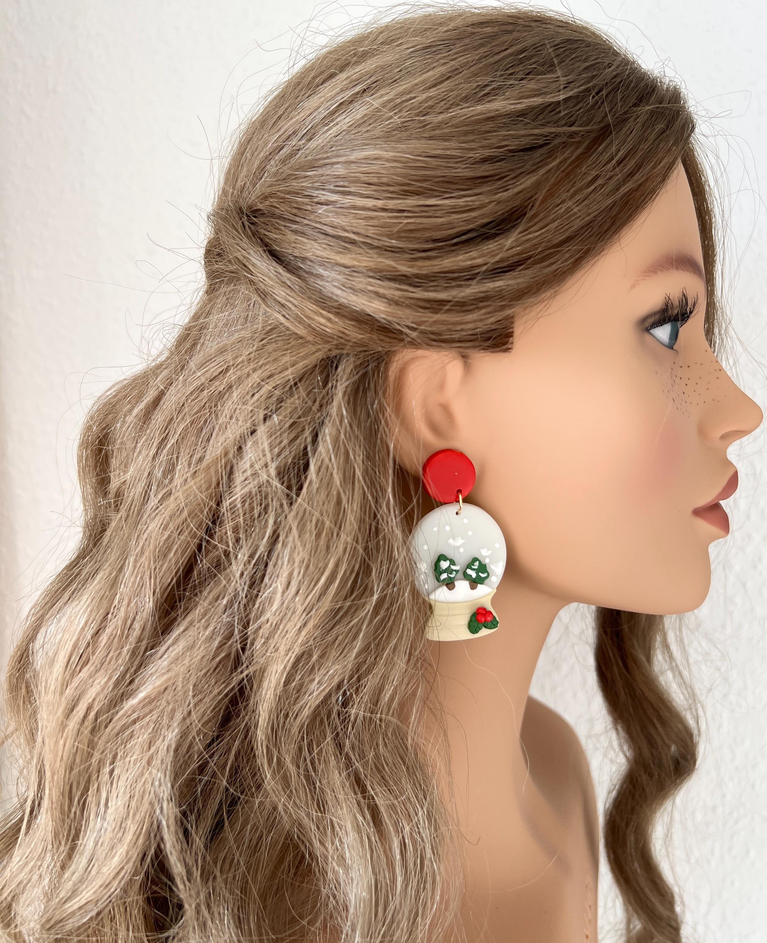 Ohrringe Weihnachten, Schneekugel, Weiß, Rot, Grün, Hängeohrringe, Weihnachtszeit, Weihnachtsschmuck, Schmuck Ohrstecker, Winter Ohrschmuck