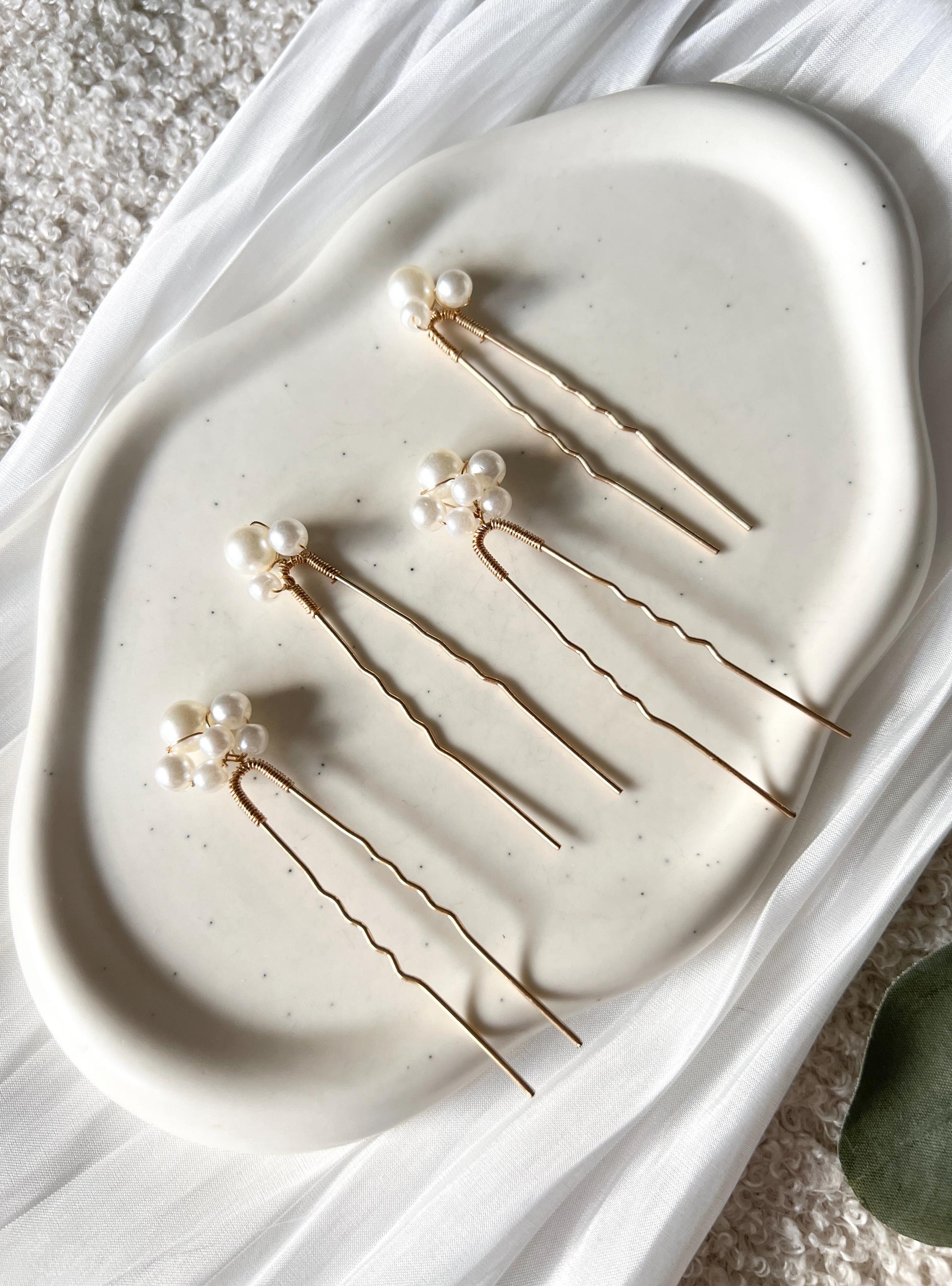Braut Haarschmuck Set 4 Stück Haarspange gold mit weißen Perlen Haarnadeln Brautschmuck Hochzeitsschmuck Brautjungfer Trauzeugin Hochzeit