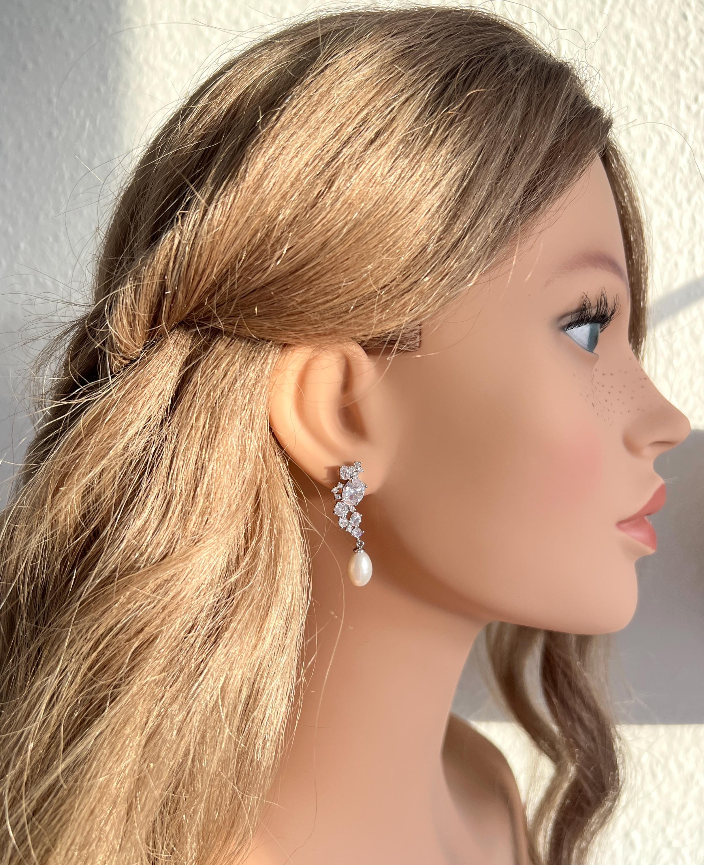 Perlenohrringe, Cubic Zirconia, ovale Perlen, Ohrringe Hochzeit, moderne Hängeohrringe, Standesamt, Schmuck Braut, Brautschmuck Hochzeit, elegante Ohrstecker, Perlenschmuck